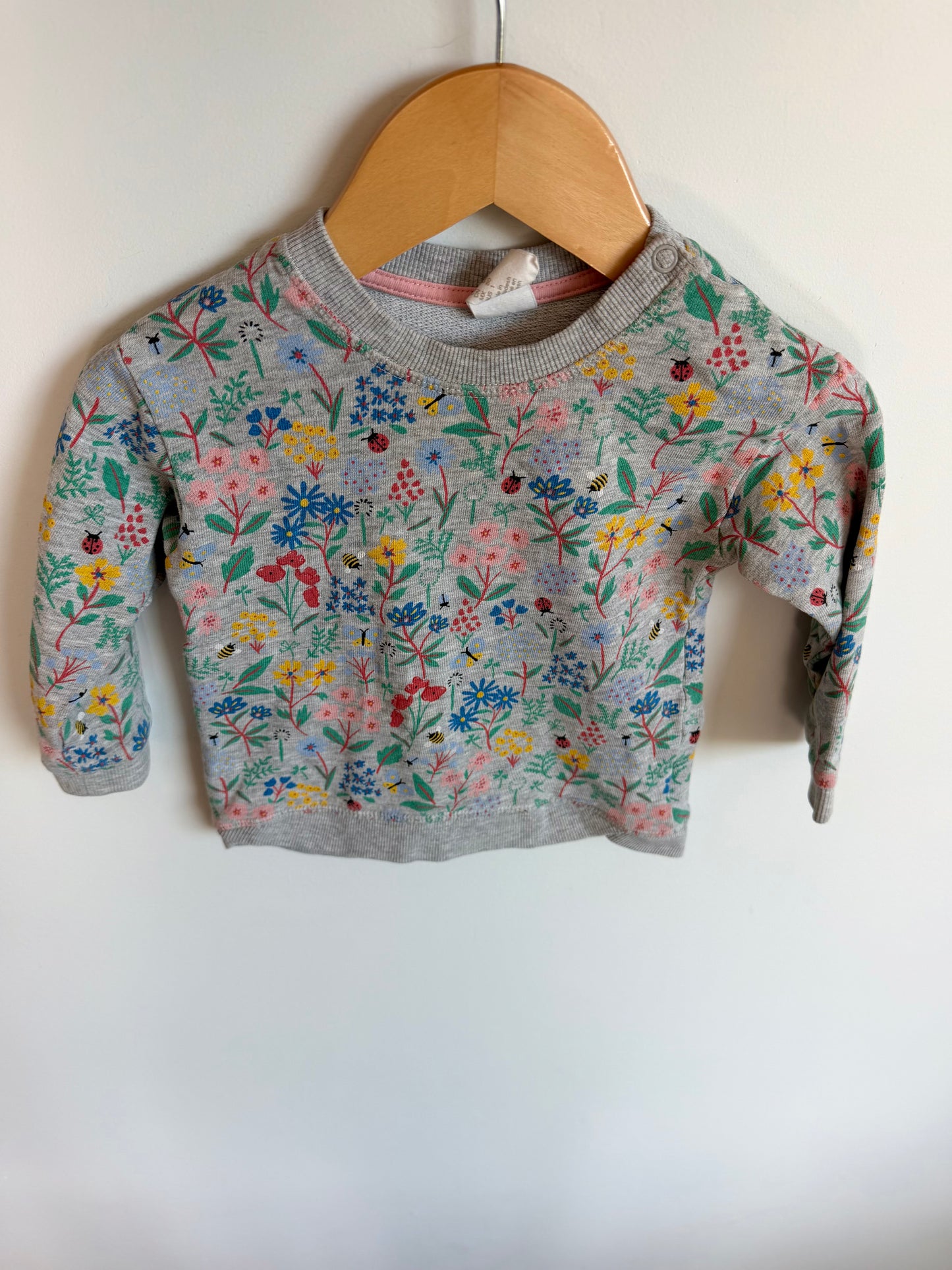 H&M Flower + Bumble Bee Crewneck / 9-12m
