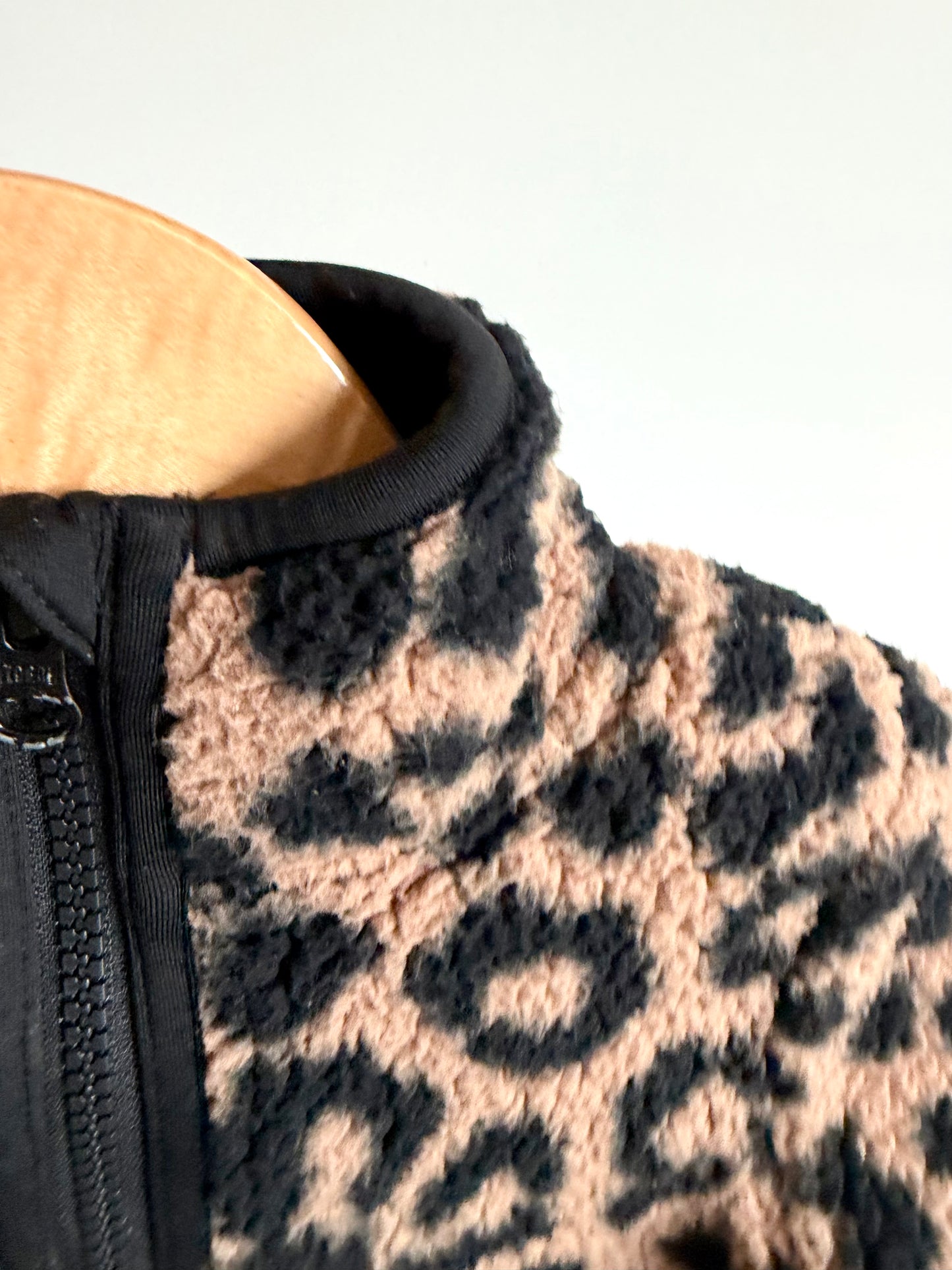 Animal Print Zipper Sweater / 2T