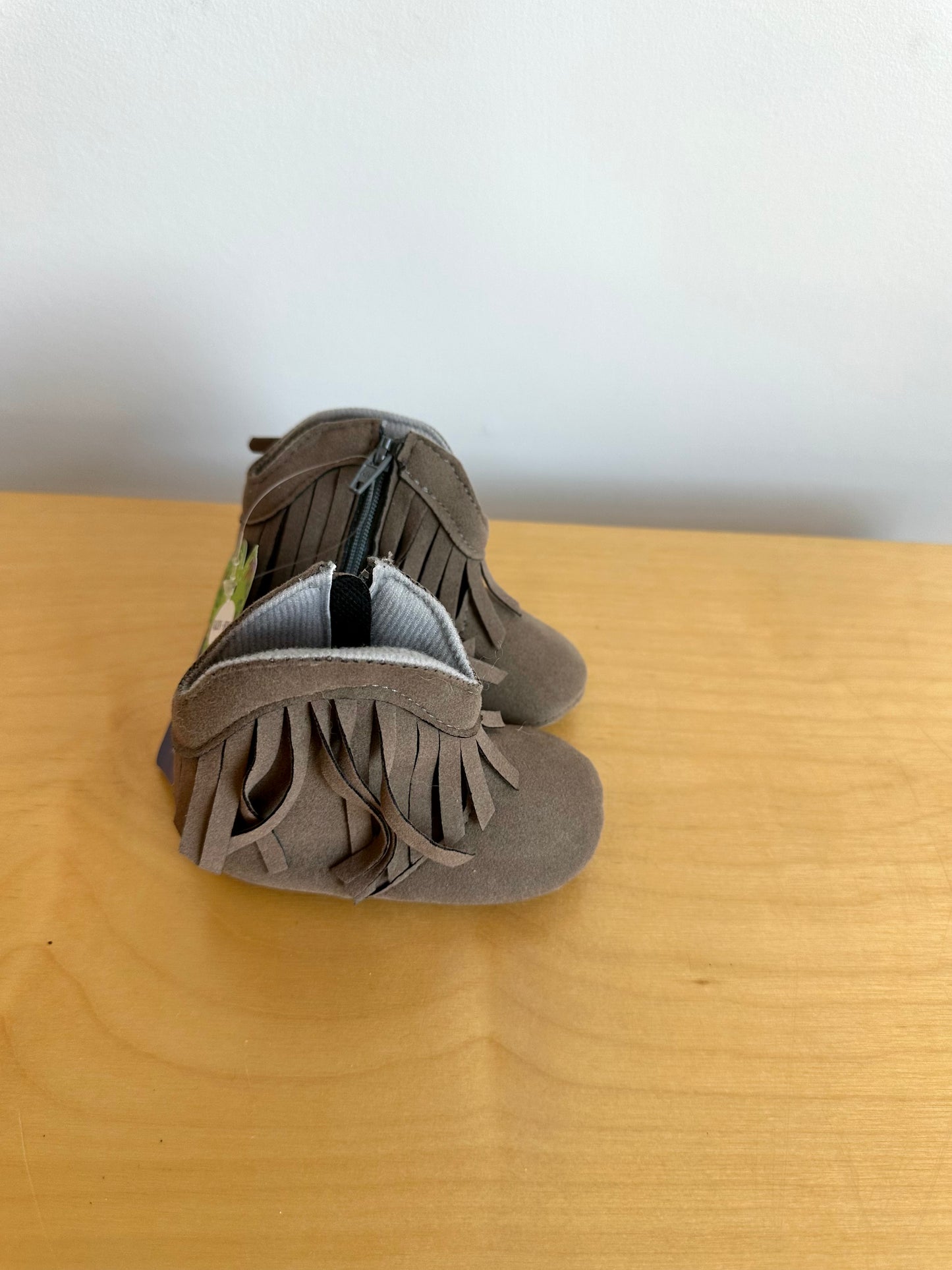 Fringe Brown Boots (With Tags) / Size 3.5 to 4 Infant
