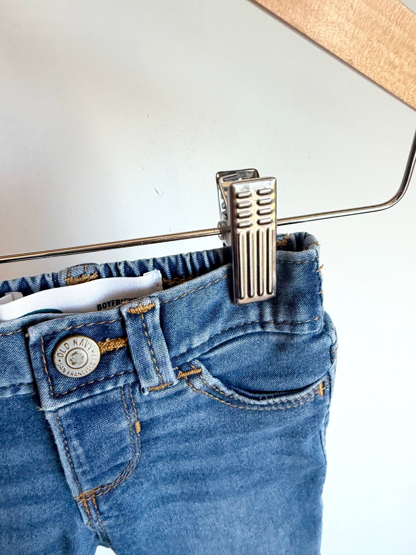Boyfriend Stretchy Jeans / 3-6m