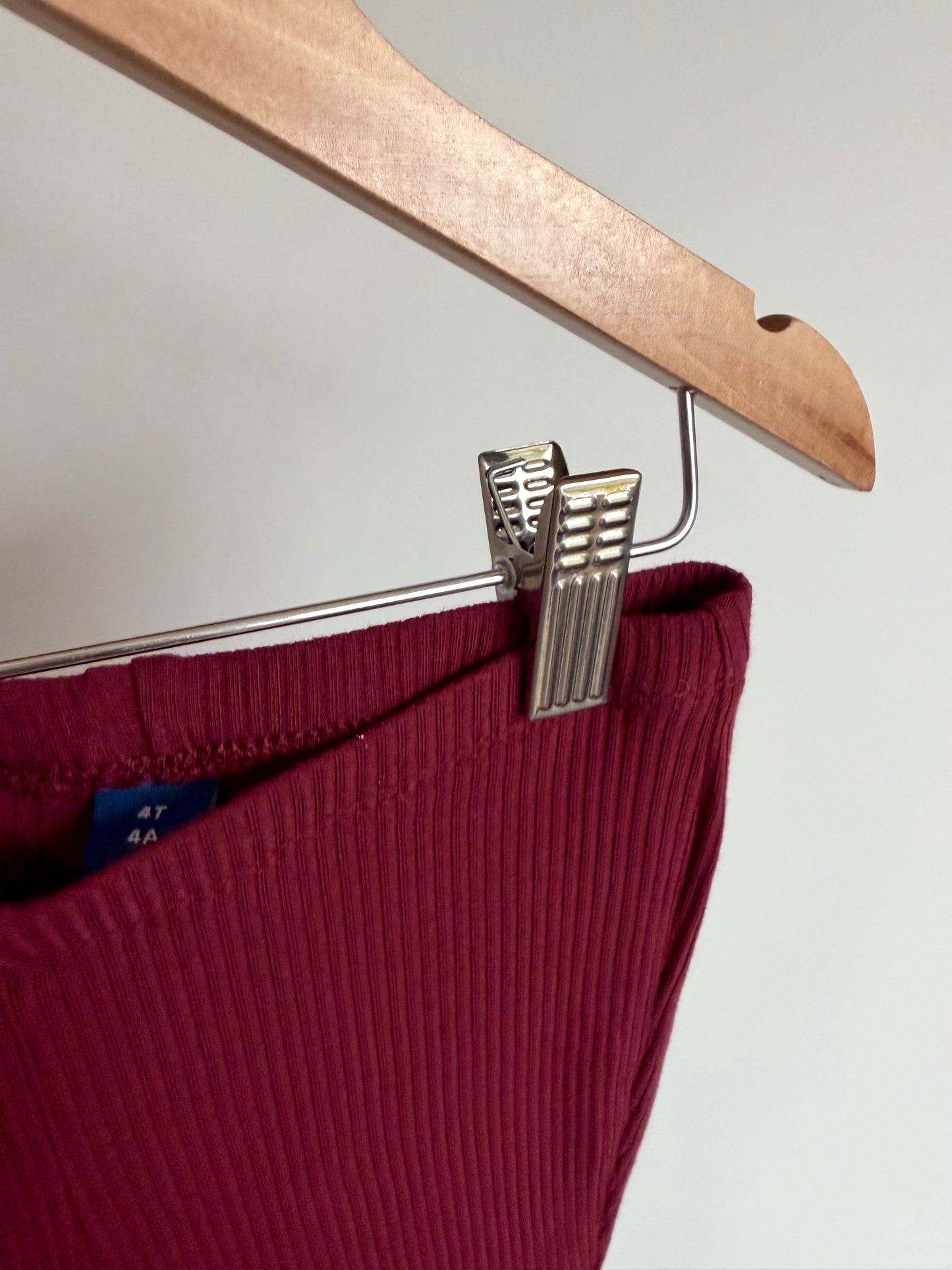 Maroon Ribbed Flared Pants / 4T