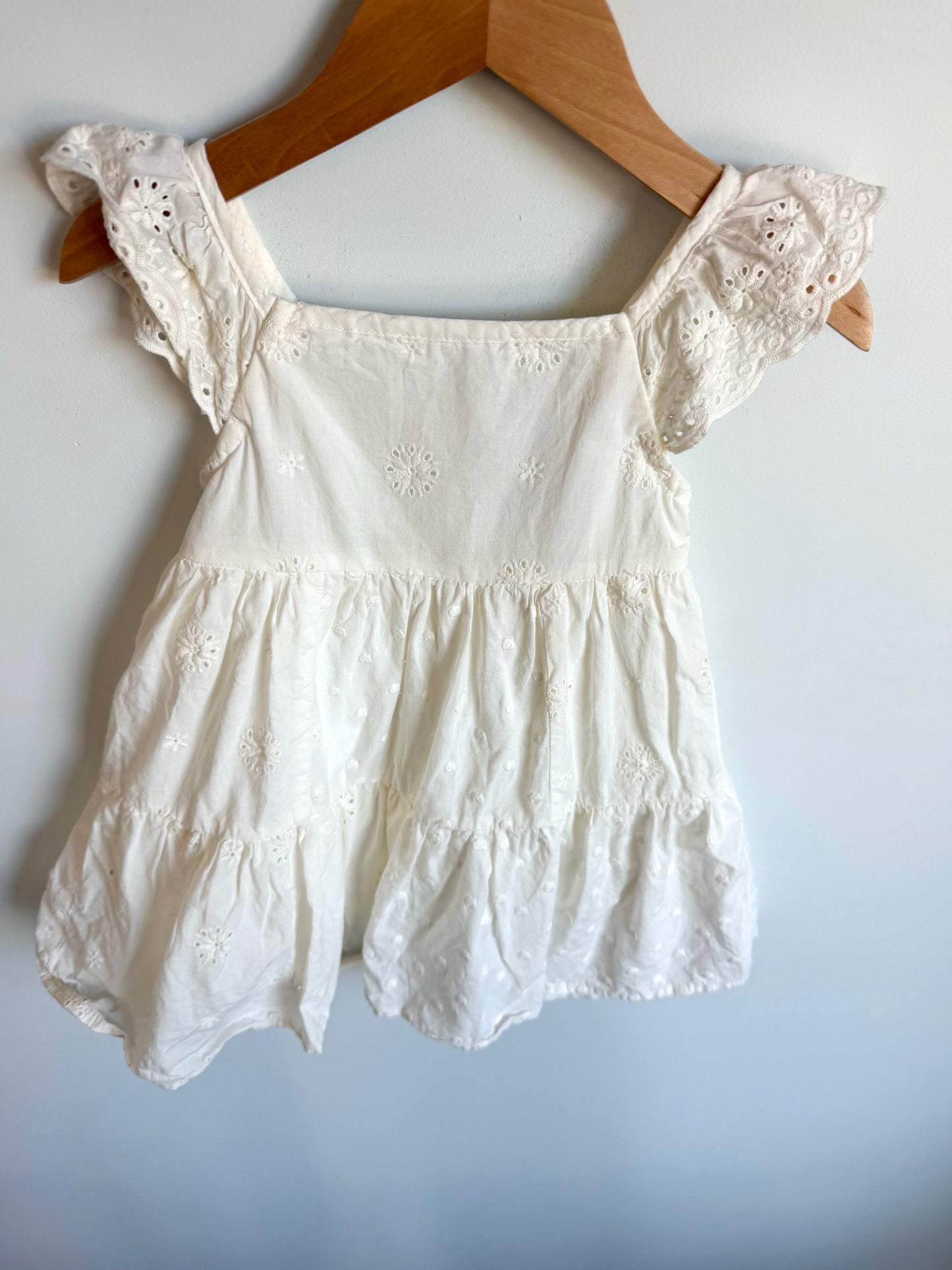 White Eyelet Dress / 2T