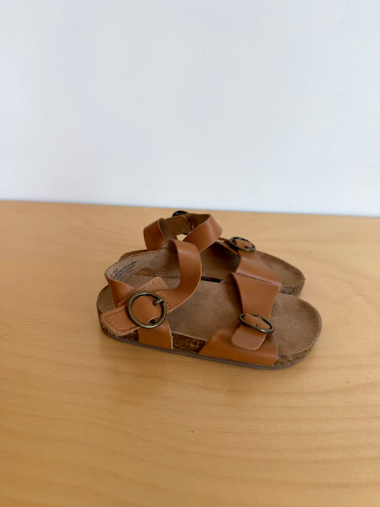 Tan Strap Sandals / 5 Toddler