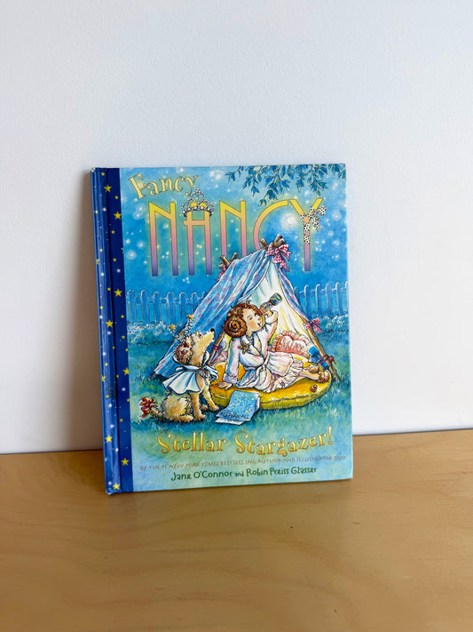 Fancy Nancy: Stellar Stargazing Book / 3-8 years