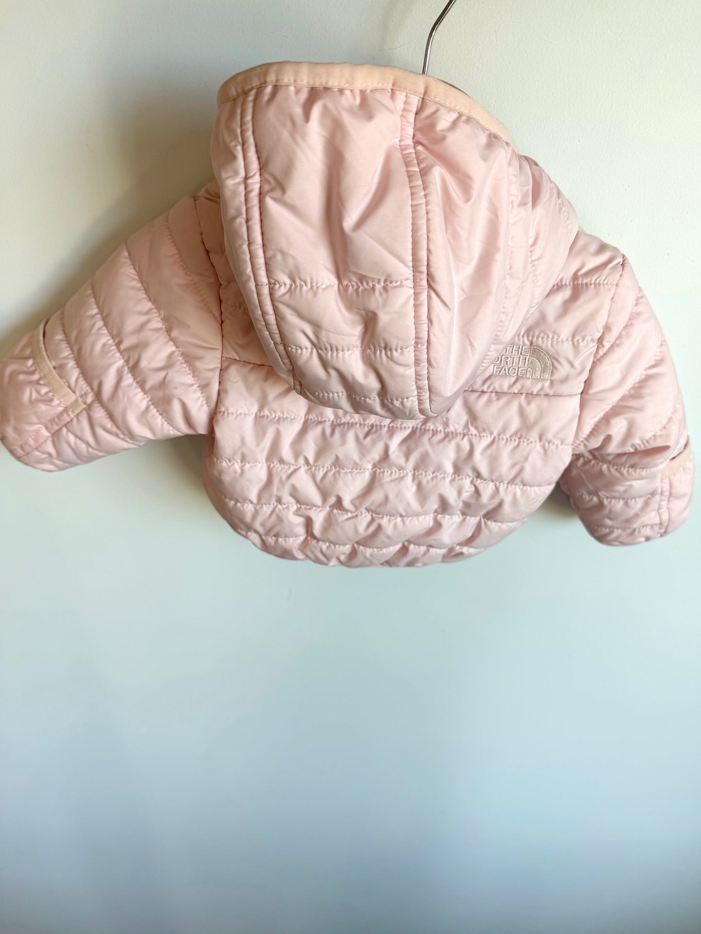 The North Face Reversible Pink Jacket / 3-6m?