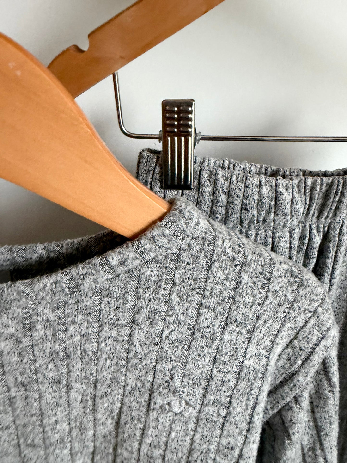 Grey Ribbed Top + Wide Legged Pants Set / 3T