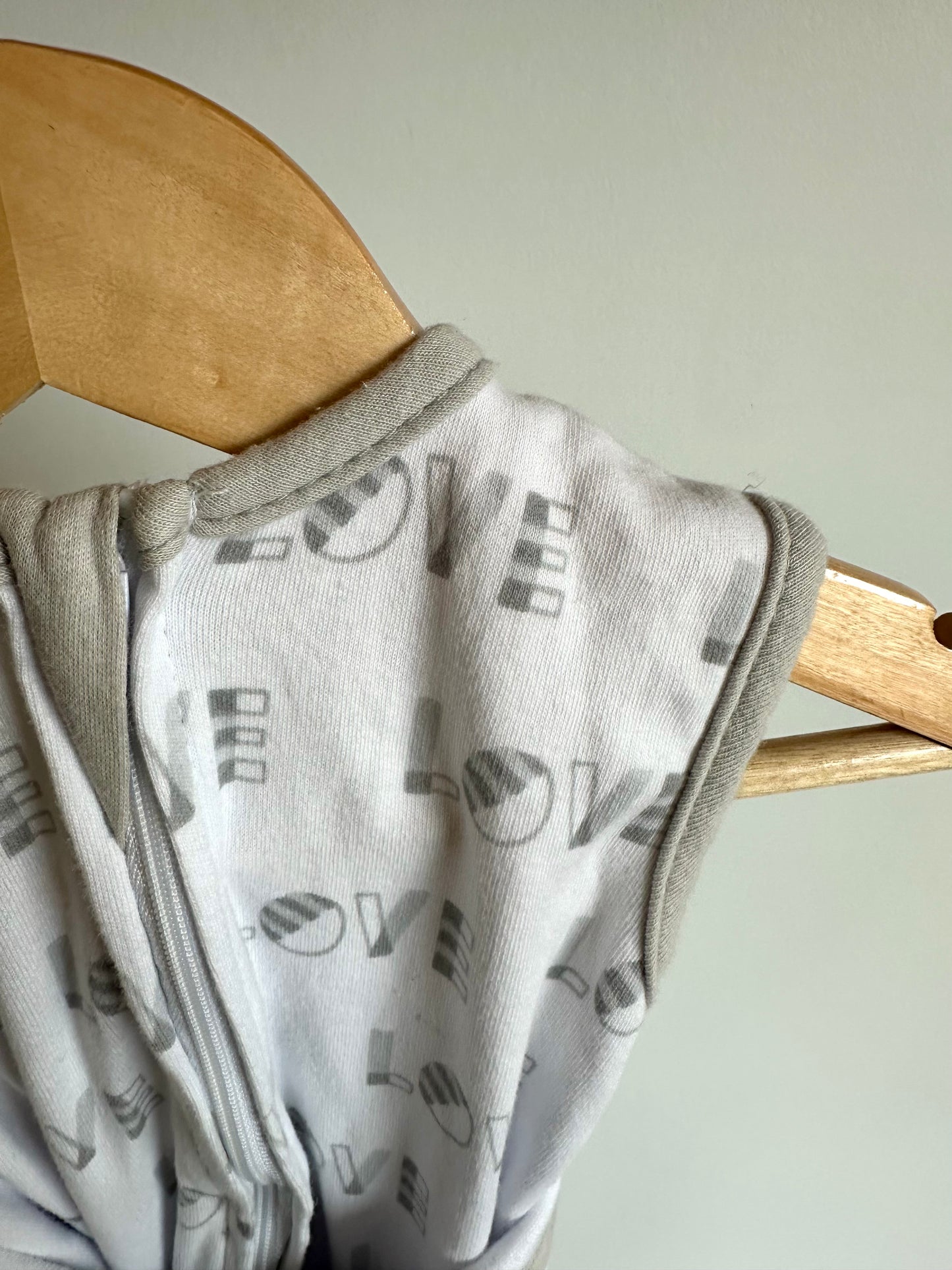 Grey Love Swaddle Sleep Bag / 14-18lbs