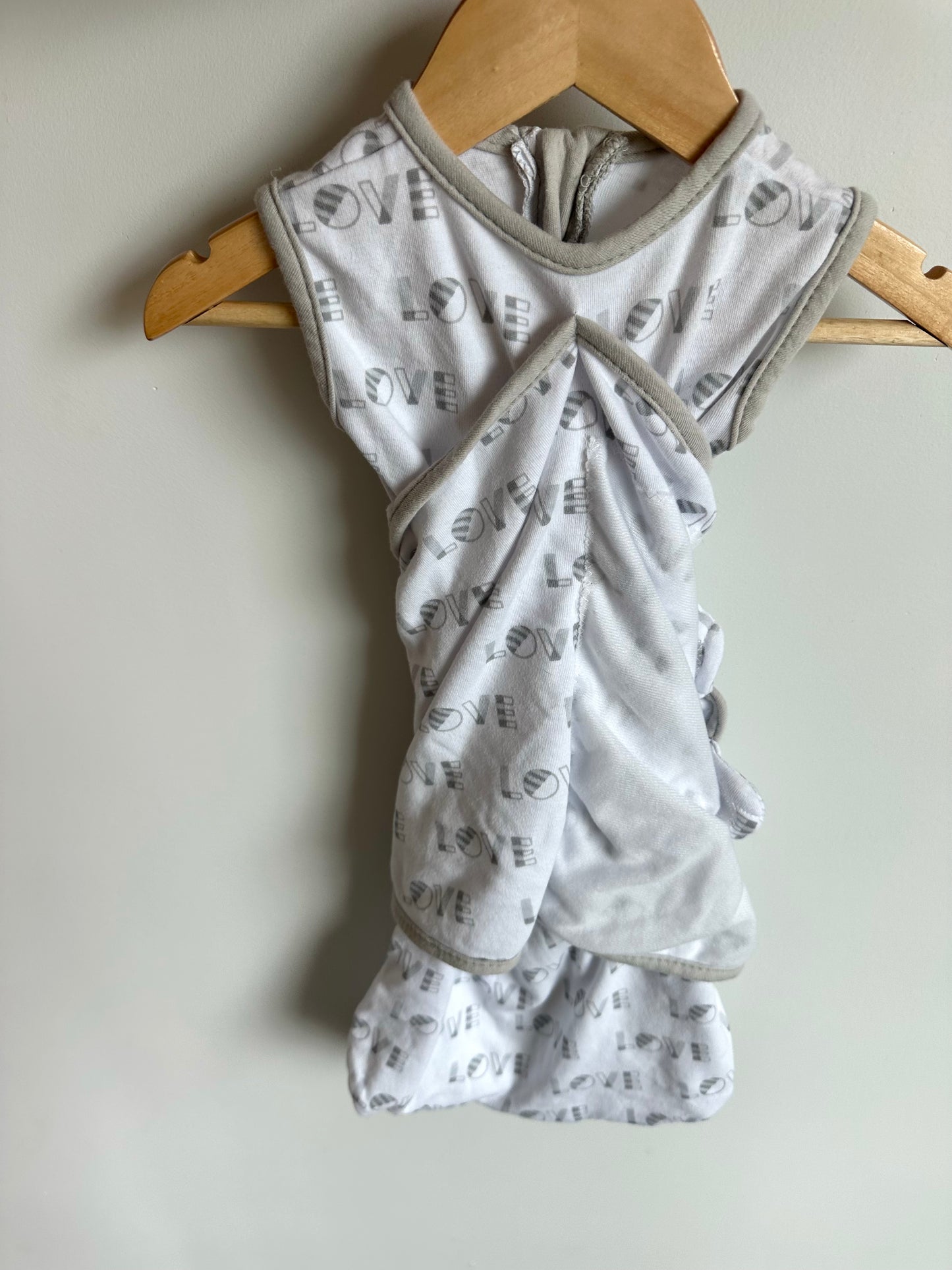 Grey Love Swaddle Sleep Bag / 14-18lbs