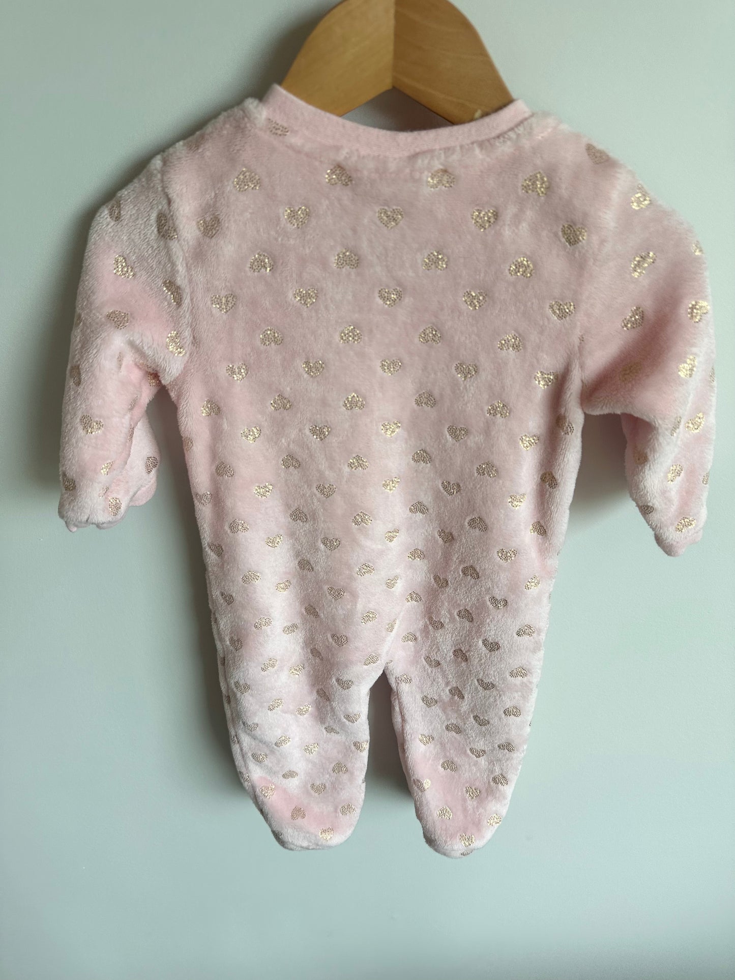 Pink Fuzzy Heart Sleeper / 6-9m
