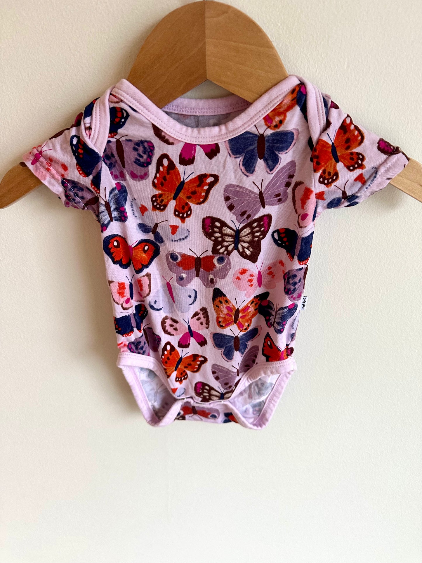 Bamboo Pink Butterfly Bodysuit / 0m