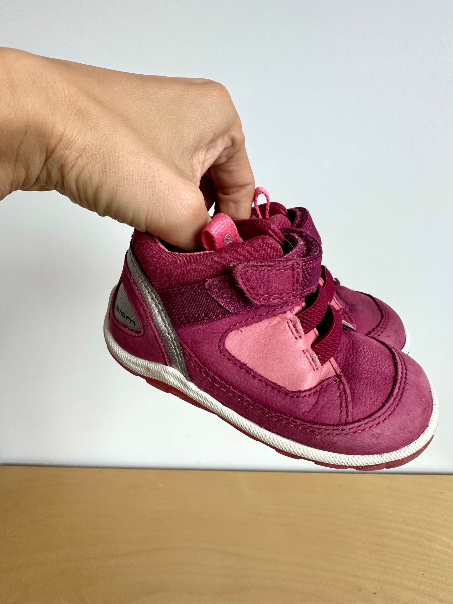 Ecco Biom Pink Leather Shoes / Size 4.5 Toddler