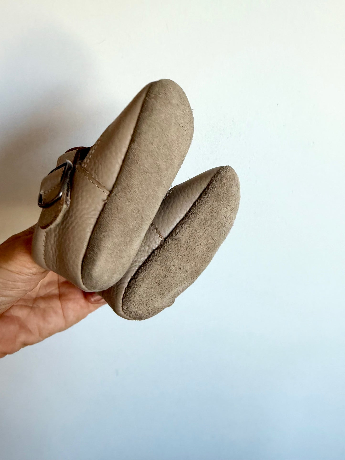 Taupe Velcro Soft Sole Shoes / 0-6m
