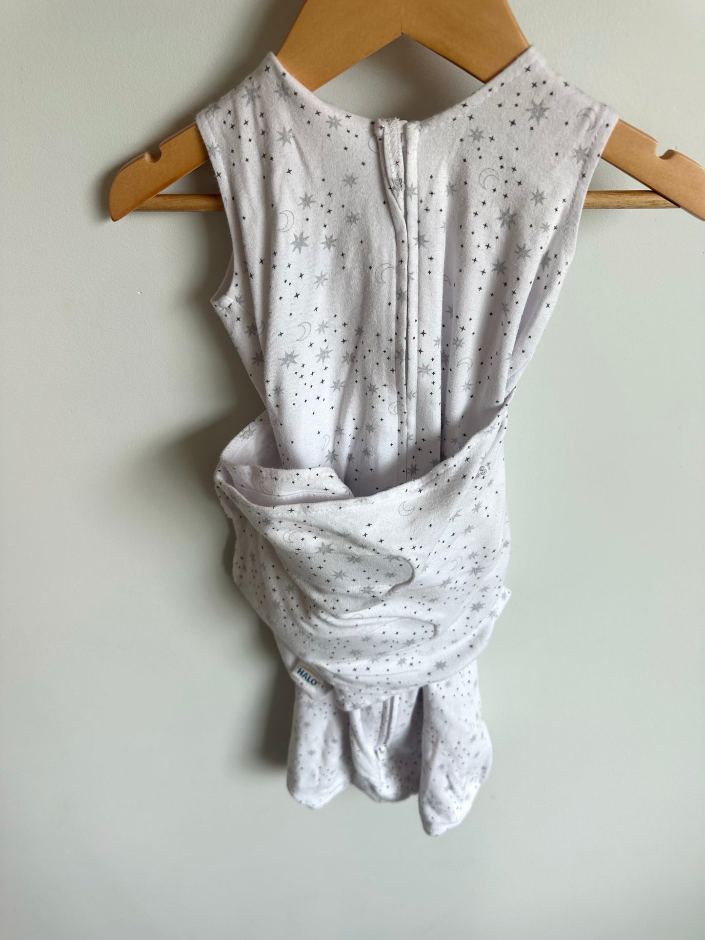 Halo Grey Star Sleep Swaddle / 3-6m