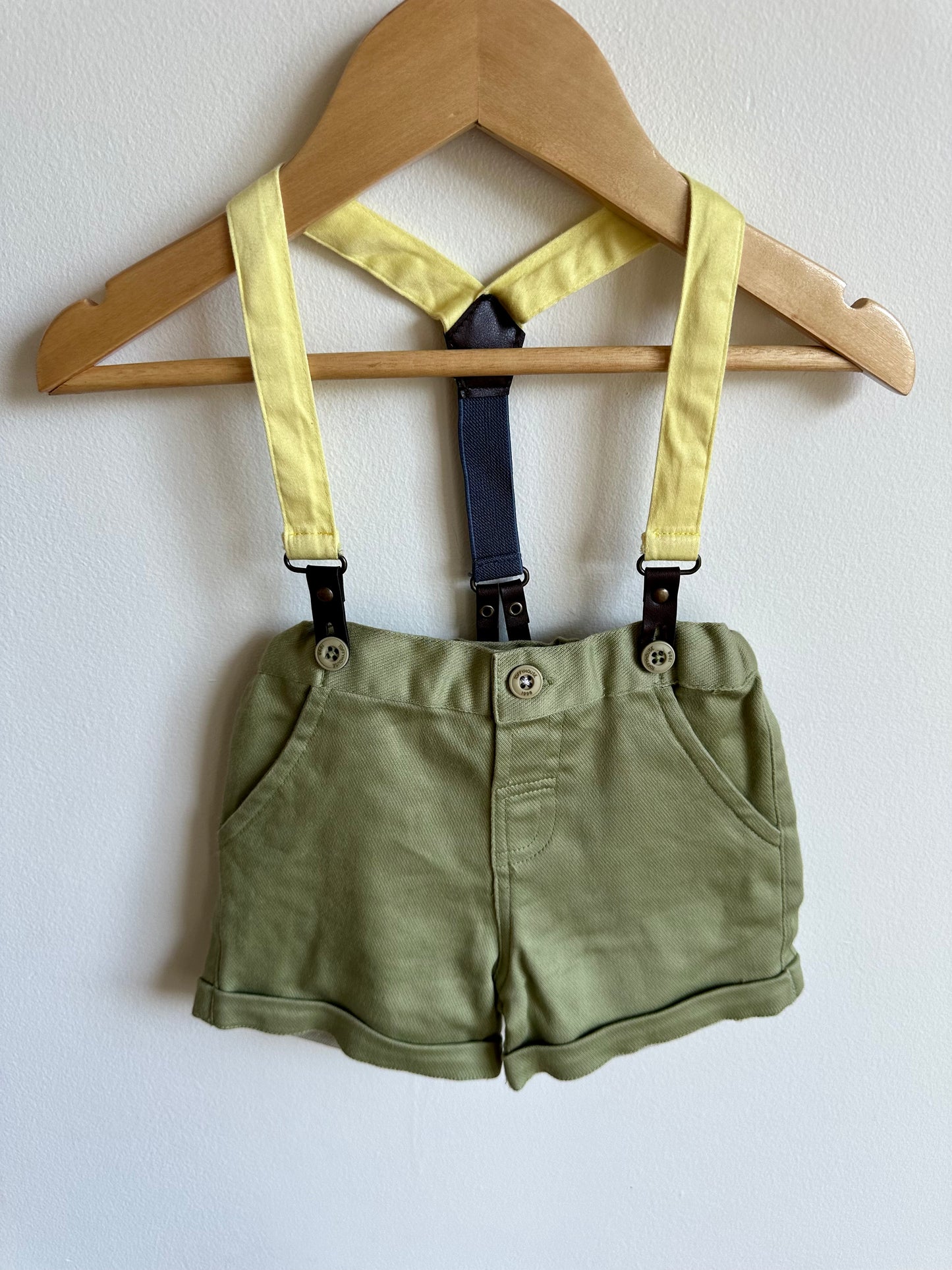 Green Shorts with Suspenders / 6-9m