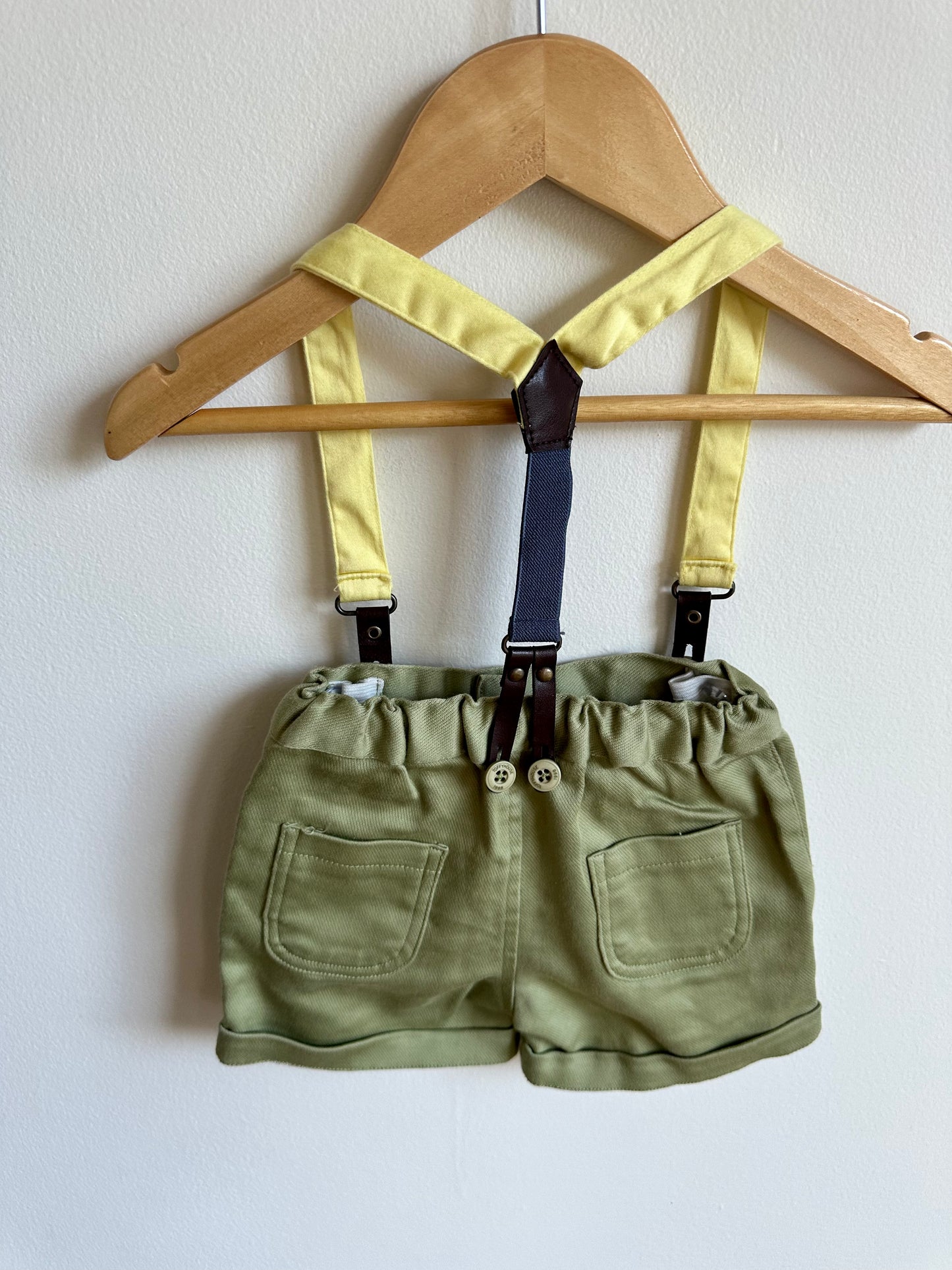 Green Shorts with Suspenders / 6-9m