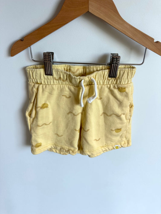 Yellow Wave Circle Shape Shorts / 2-3T