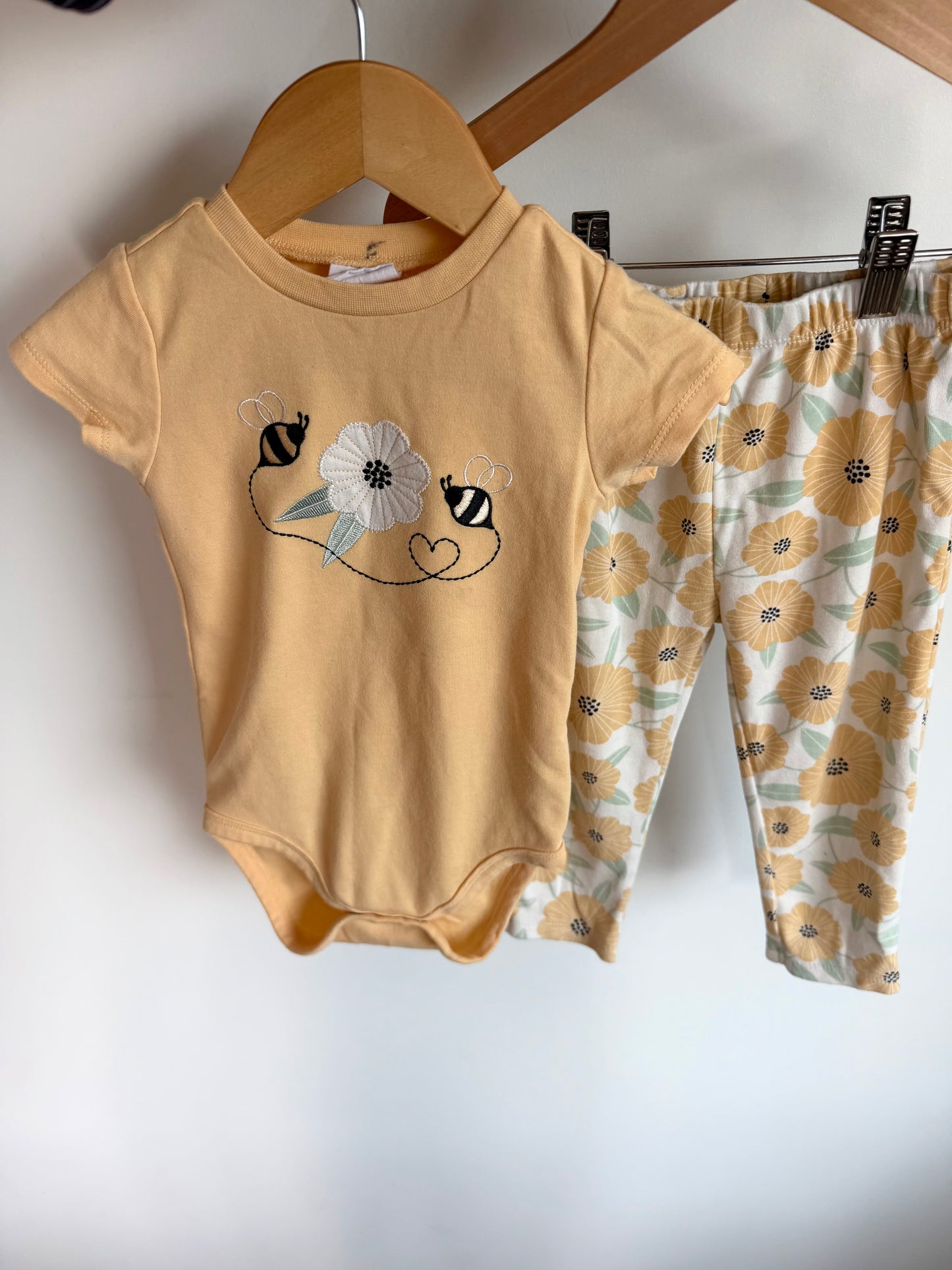 Bee + Flower Bodysuit and Pants Set / 24m