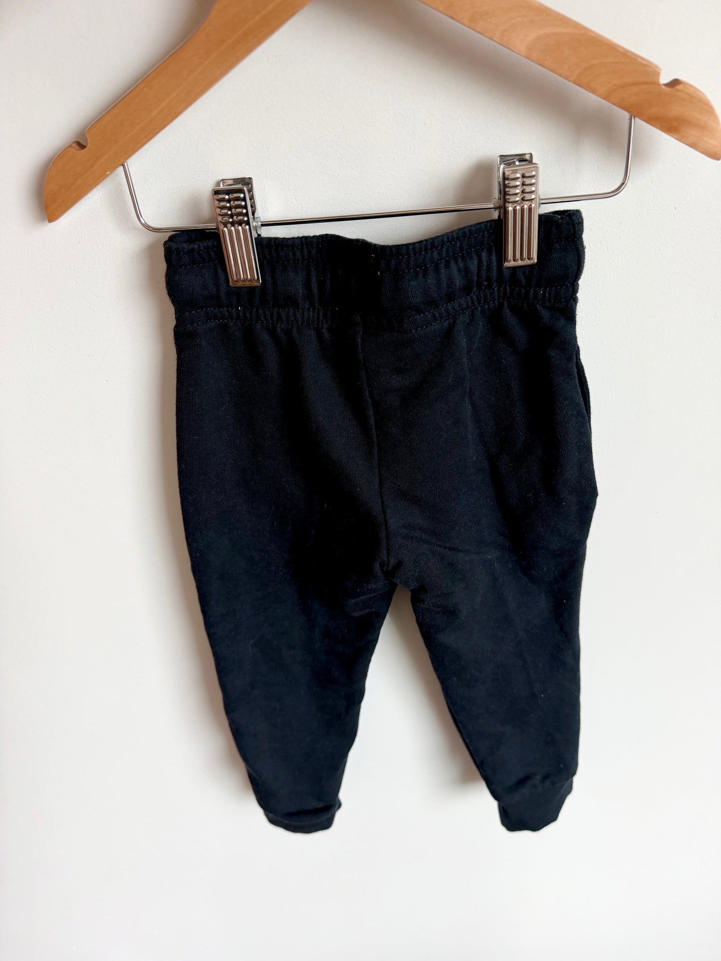 Tapered Black Sweatpants / 2T