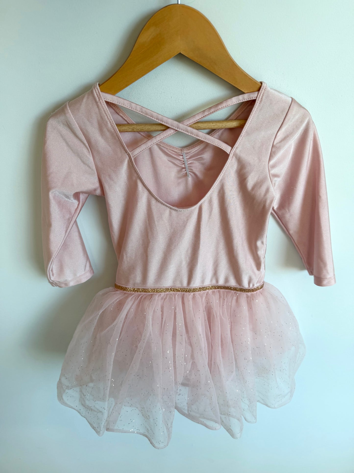 Ballet Pink Leotard with Tutu / 2-4T?