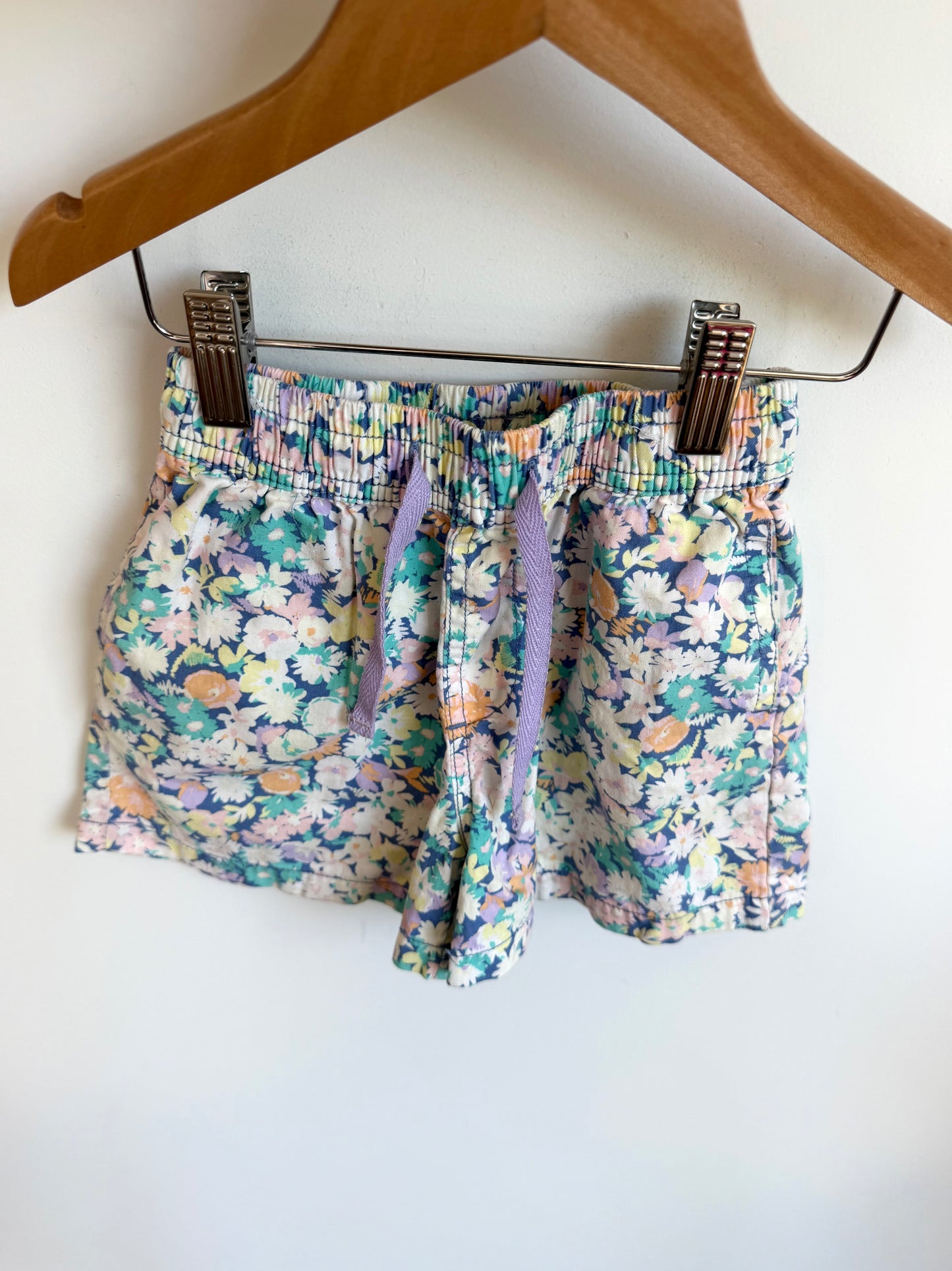 Gap Floral Drawstring Shorts / 4-5T (xs)