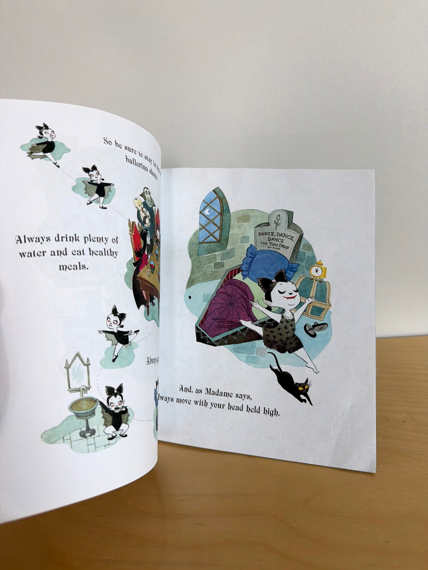 Vampirina Ballerina Softcover Book / 4-8 years