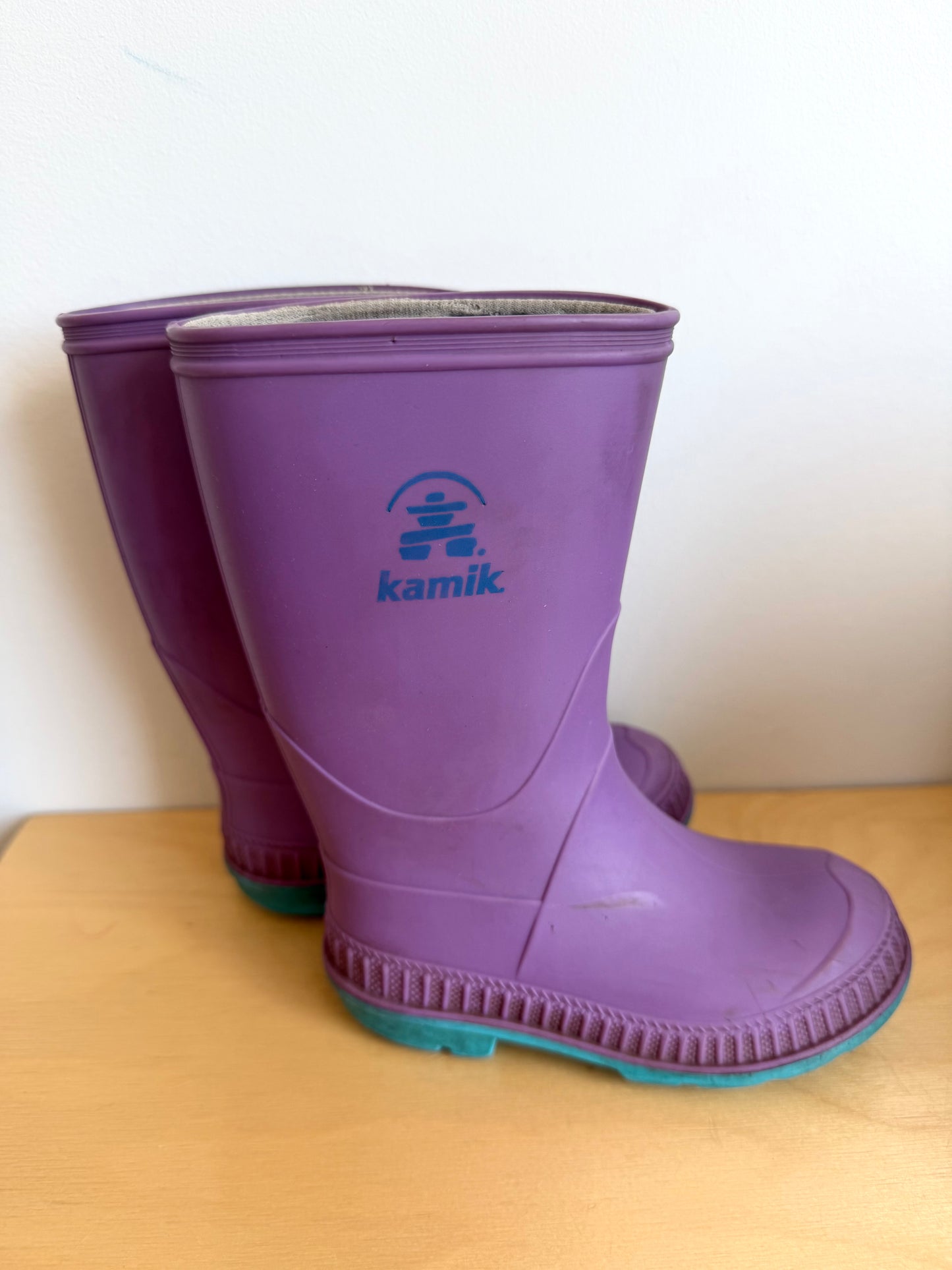 Kamik Purple Rain Boots / Size 8 Toddler