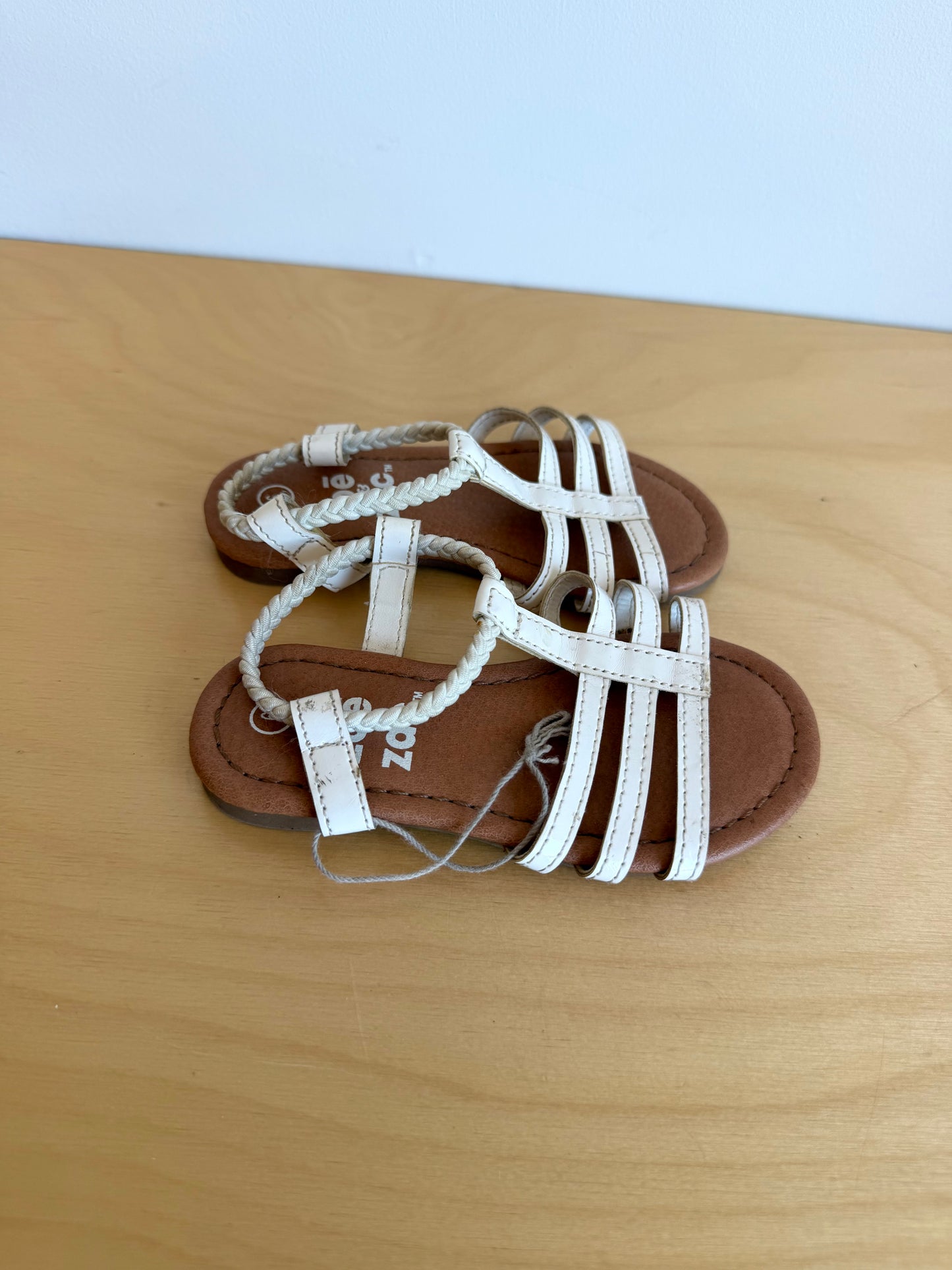 White Braided Strap Sandals  / Size 6 toddler