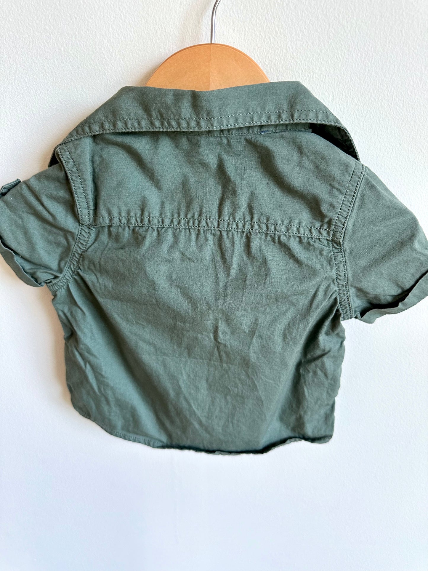 Green Button Up Short Sleeve Top / 6-12m