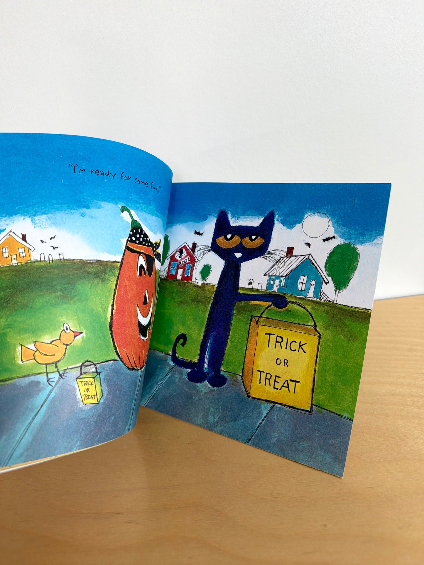 Pete the Cat 5 Little Pumpkins Softcover Book / 2-6 years