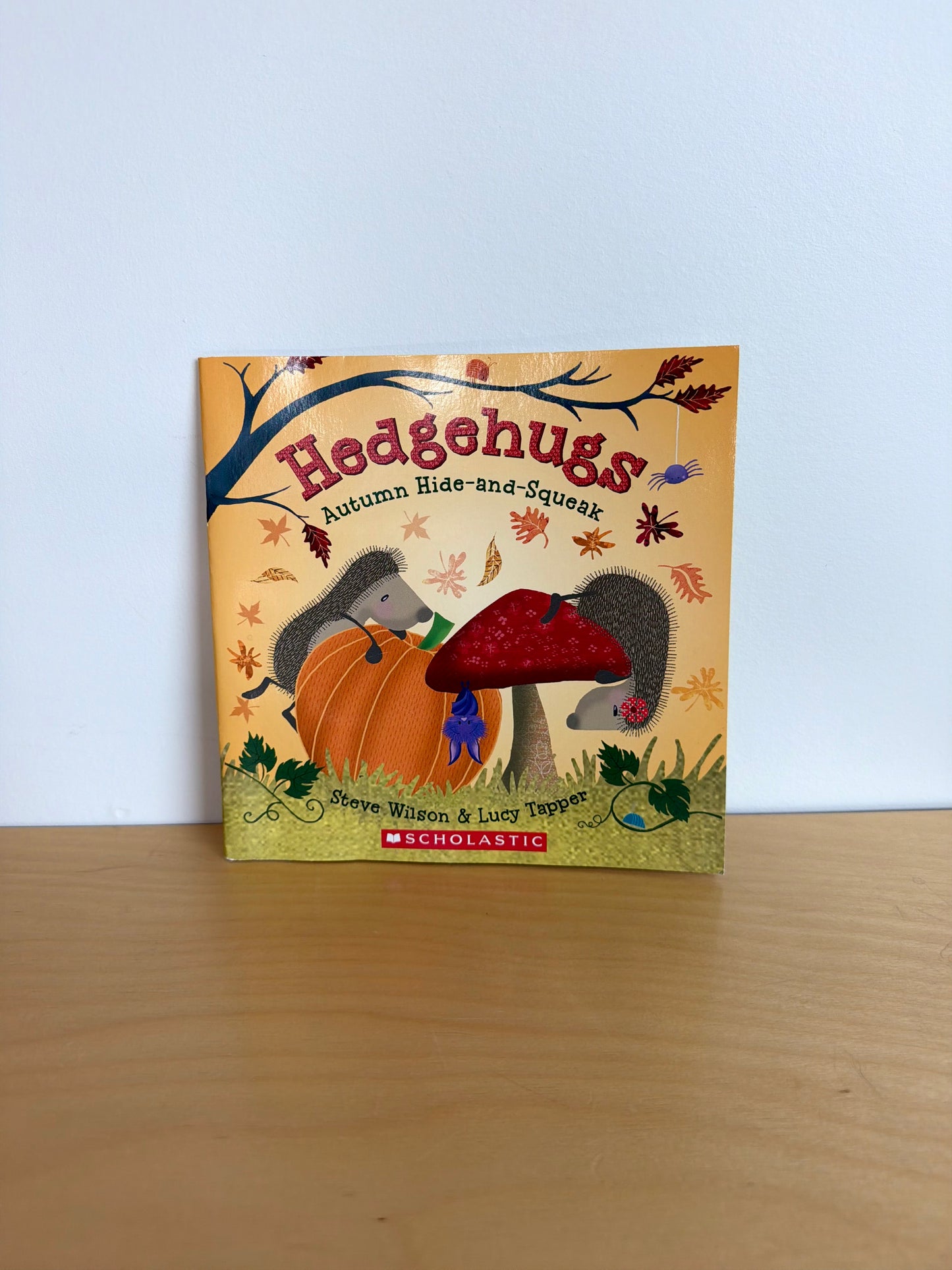 Hedgehugs Autumn Hide + Squeak Softcover Book / 2-6 years