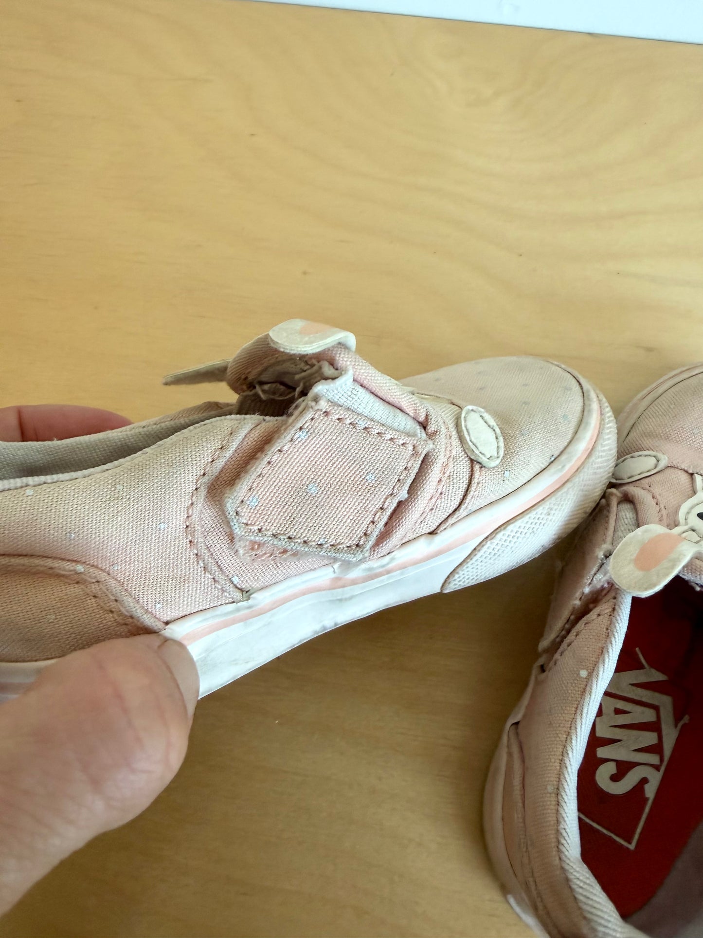 Vans Bunny Shoes / Size 6 toddler
