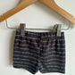 Grey Dotted Shorts / 6m