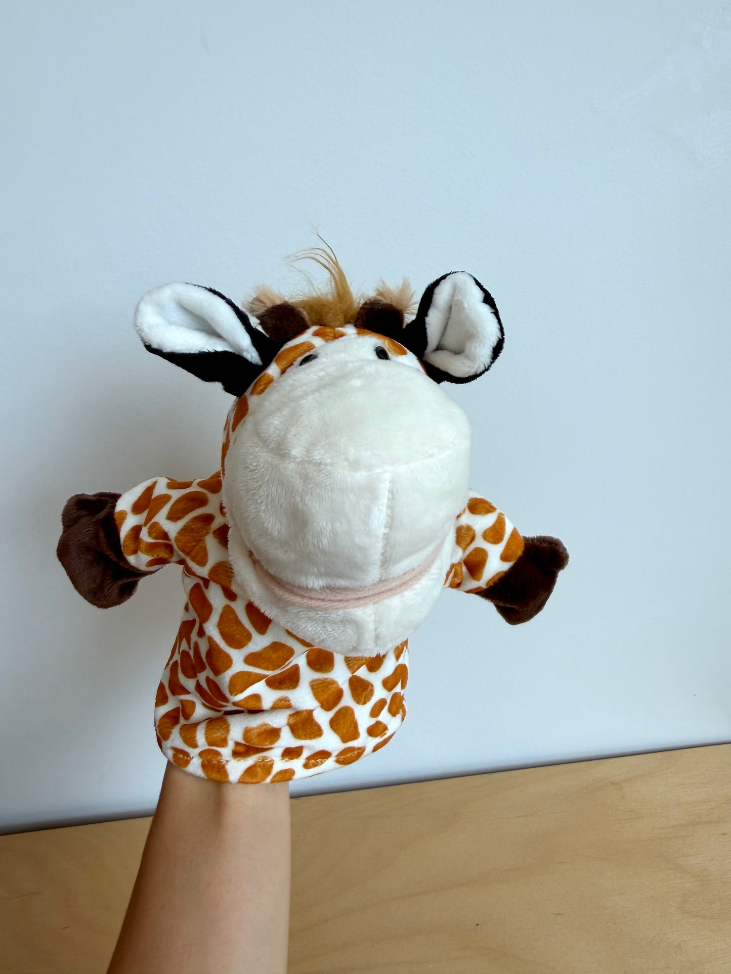 Giraffe Puppet Toy