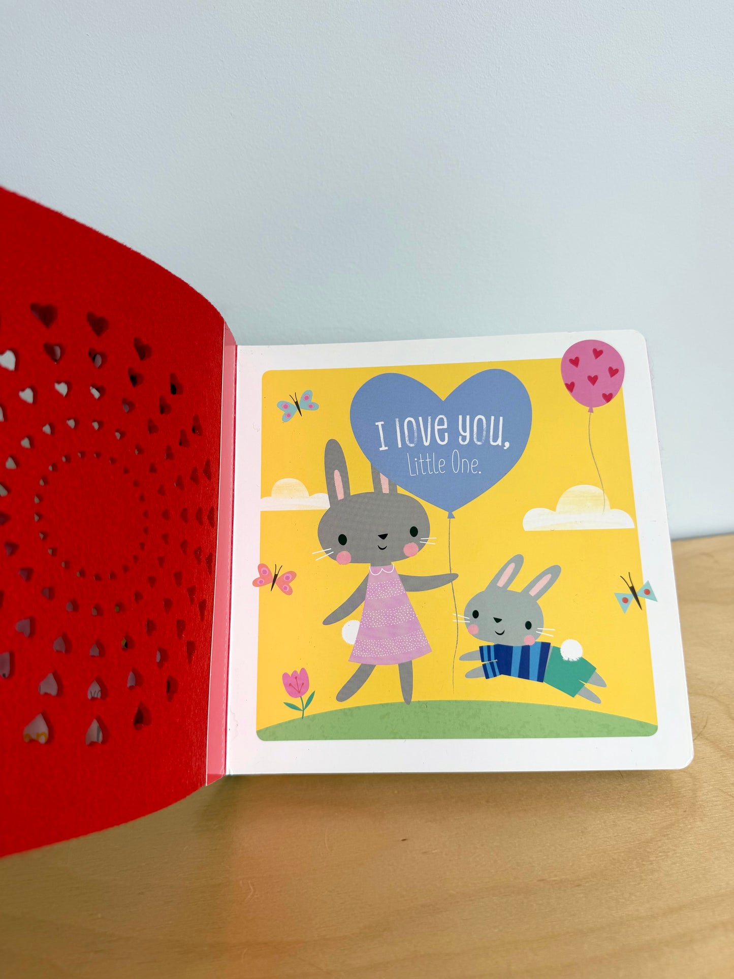 I Love You, Little One Felt Book / 0-3 years