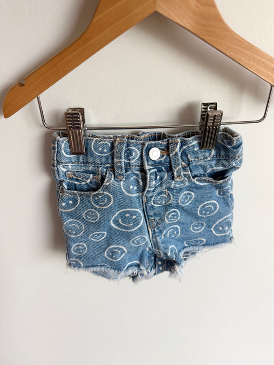Smiley Face Shorts / 12-18m