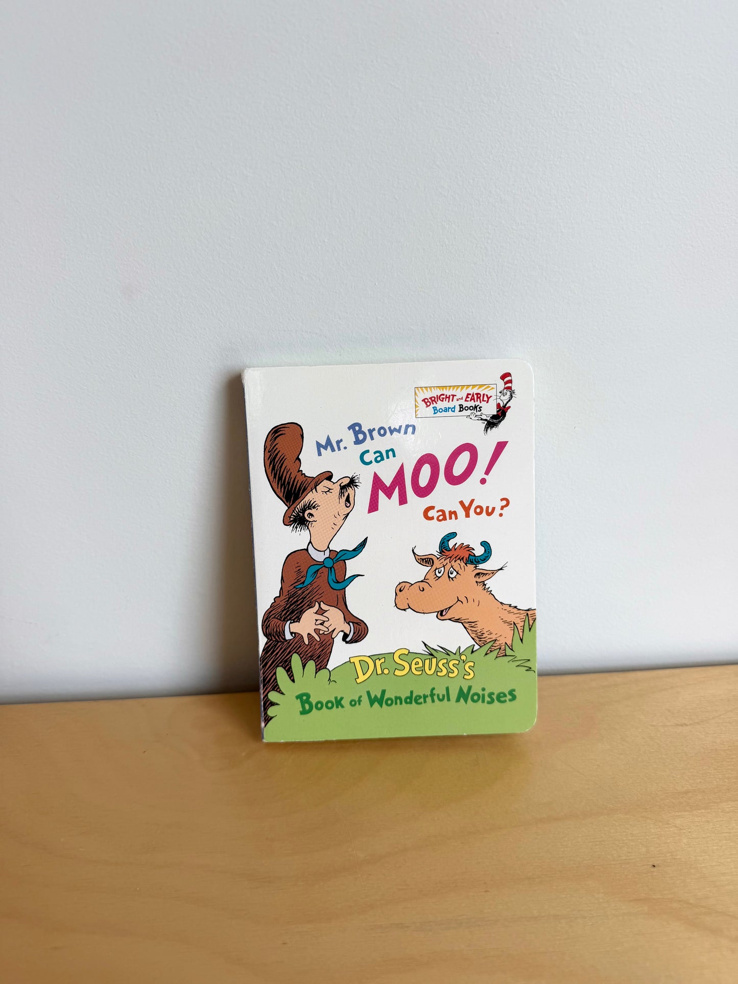 Mr. Brown Can Moo! Can You? Book / 1-4 years