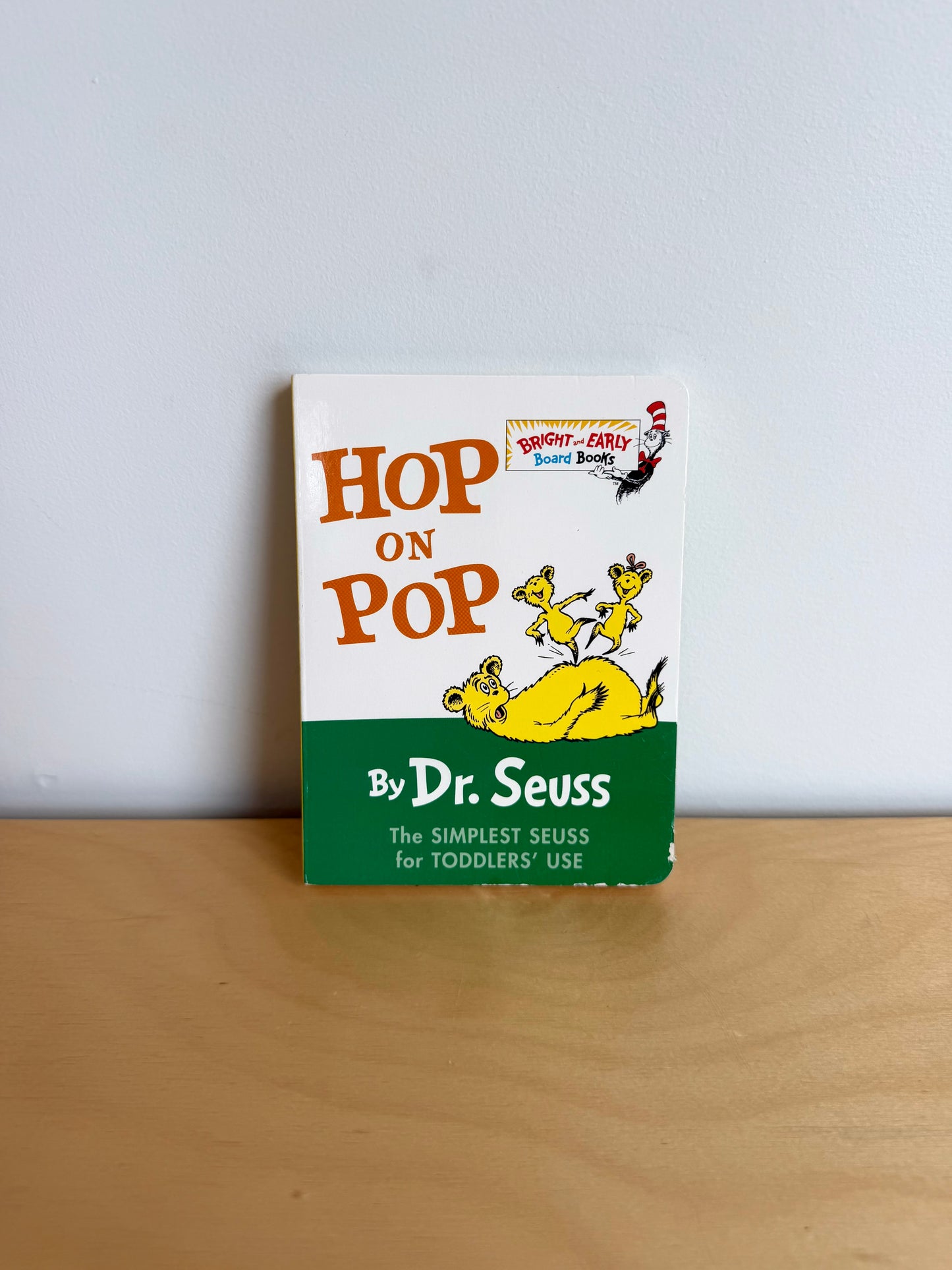 Hop On Pop Book / 1-4 years