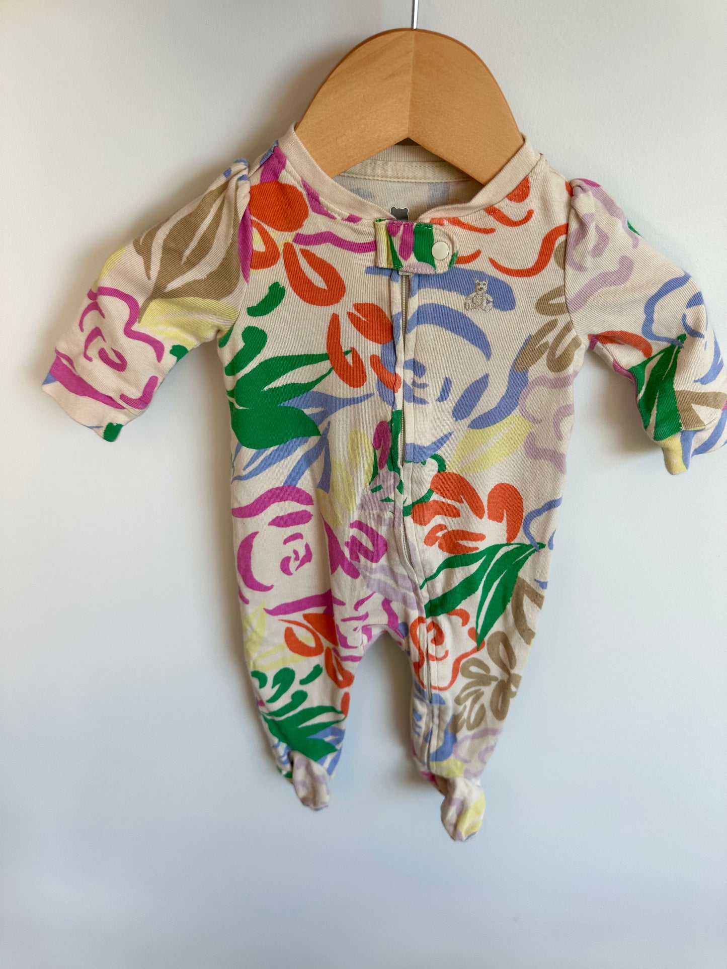 Gap Organic Cream Floral Sleeper / 0-3m