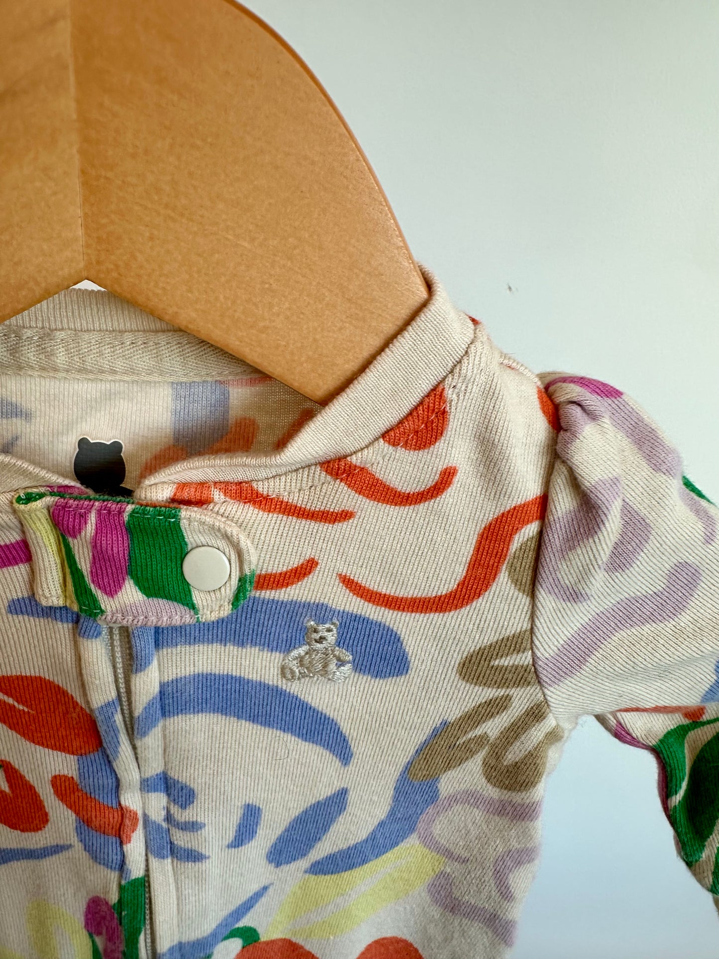 Gap Organic Cream Floral Sleeper / 0-3m