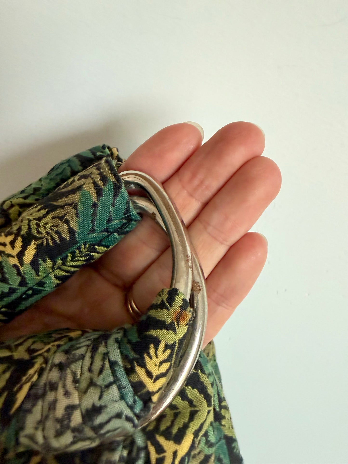Made in Canada Fern Pouch Carrier