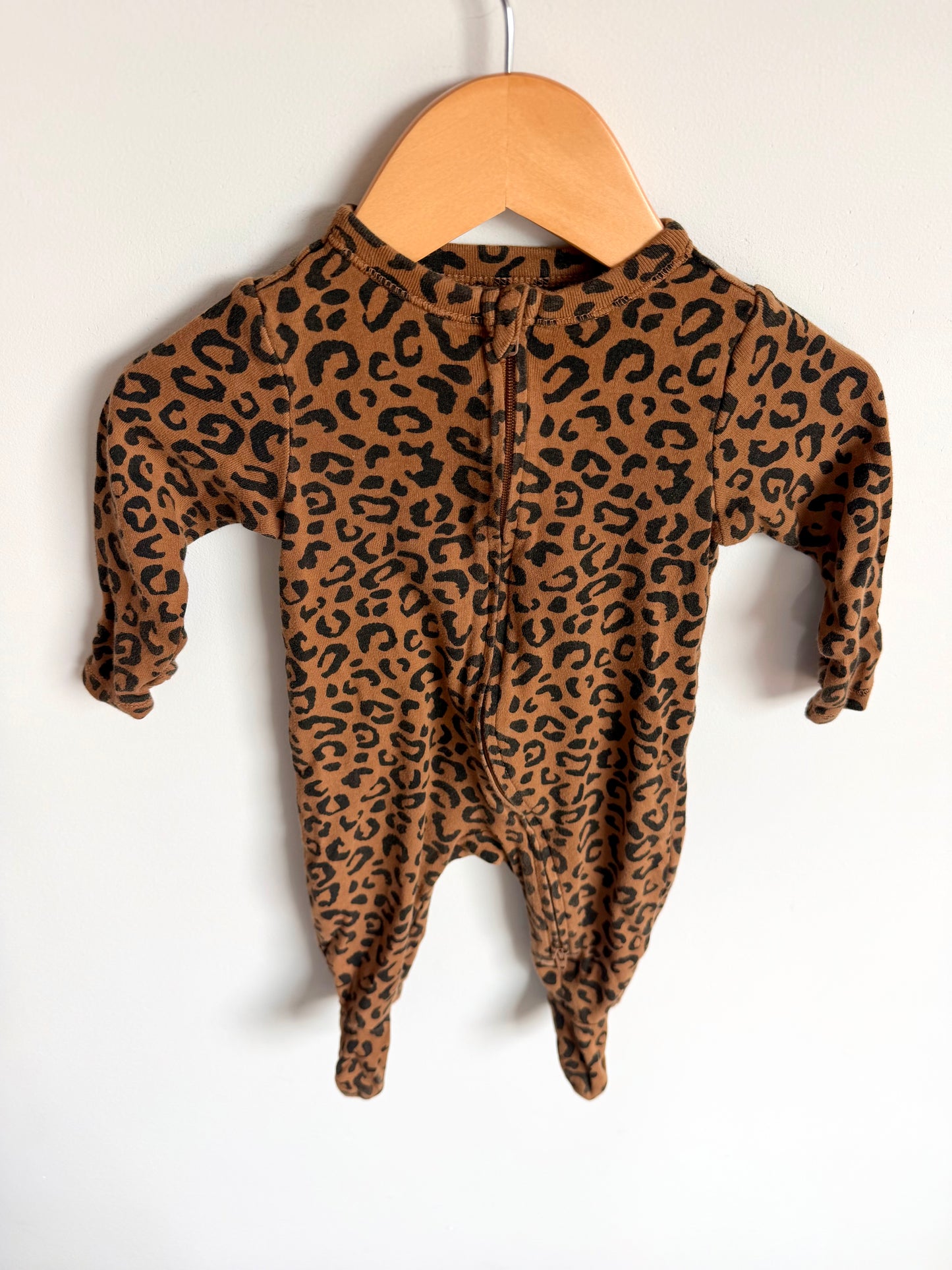 Animal Print Footed Sleeper / 3-6m