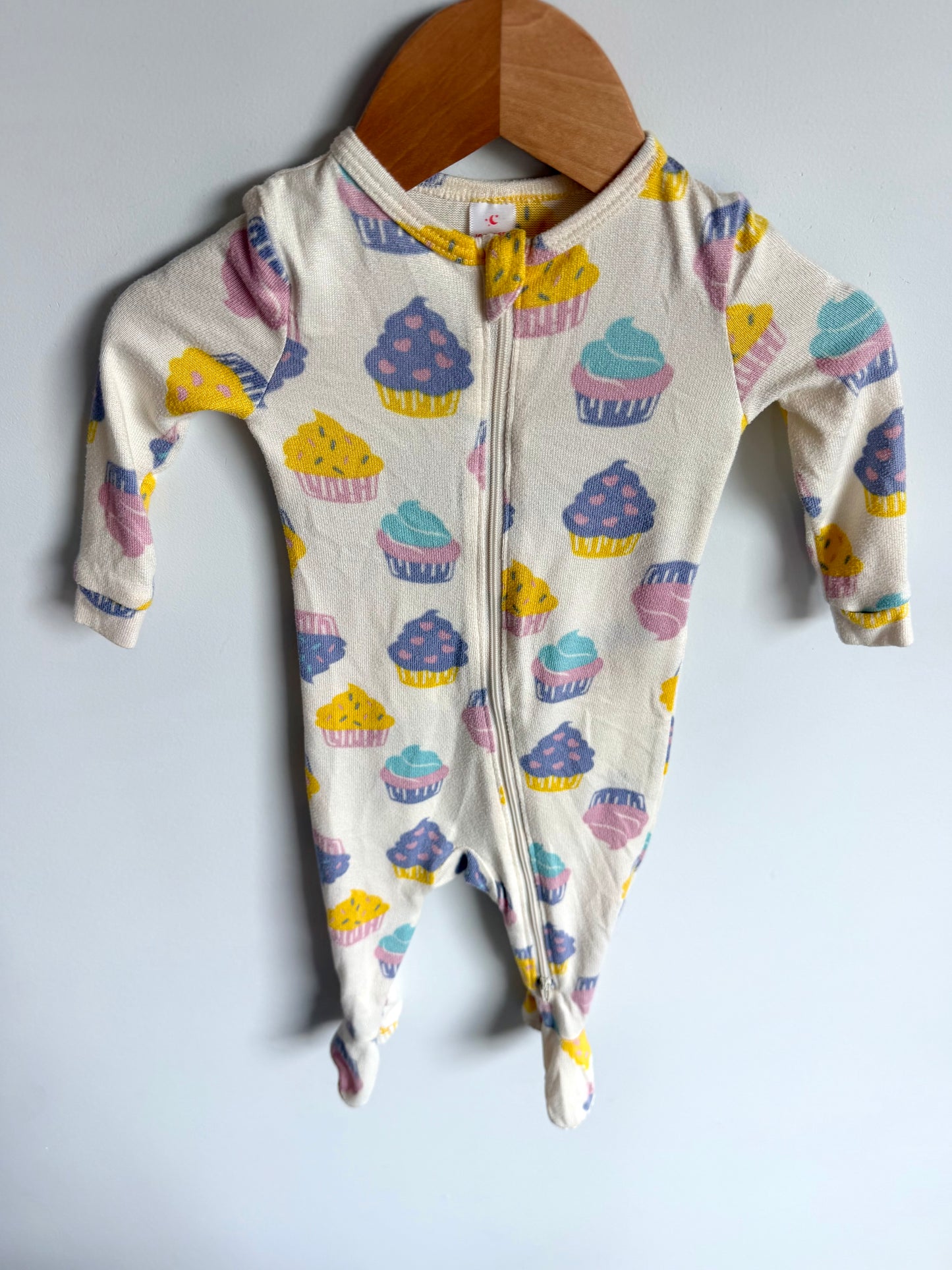 Cupcakes Footed Sleeper / 3-6m