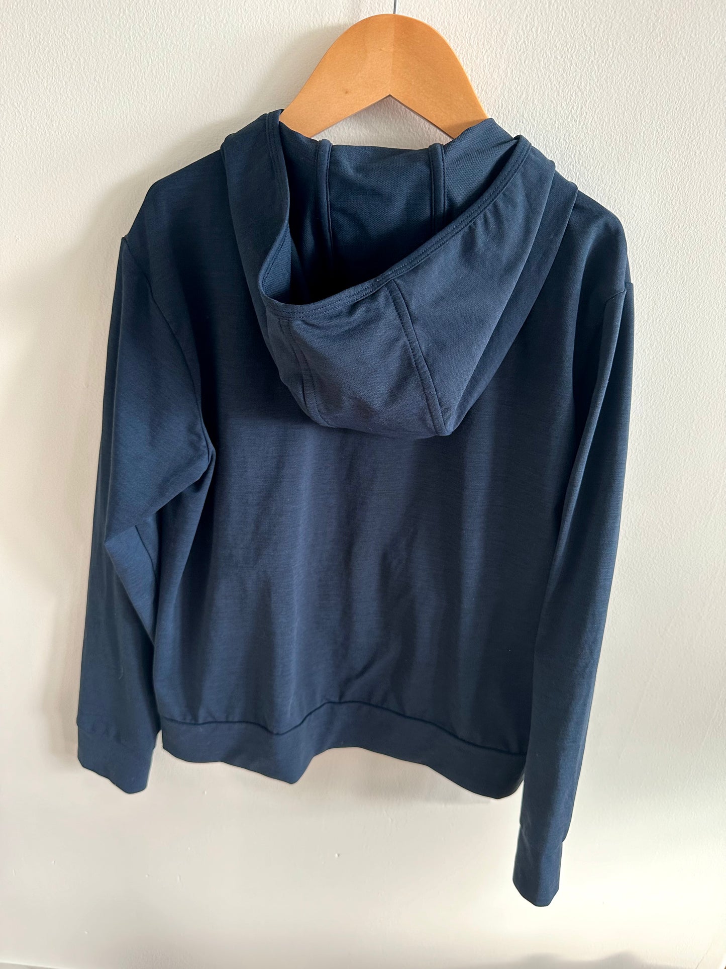 Uniqlo Navy Lightweight Sweater / 8-10 years