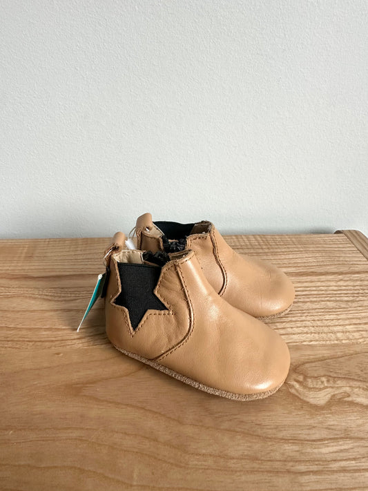 Little Moccs Tan Side Zip Ankle Boots / Small (6-12m)