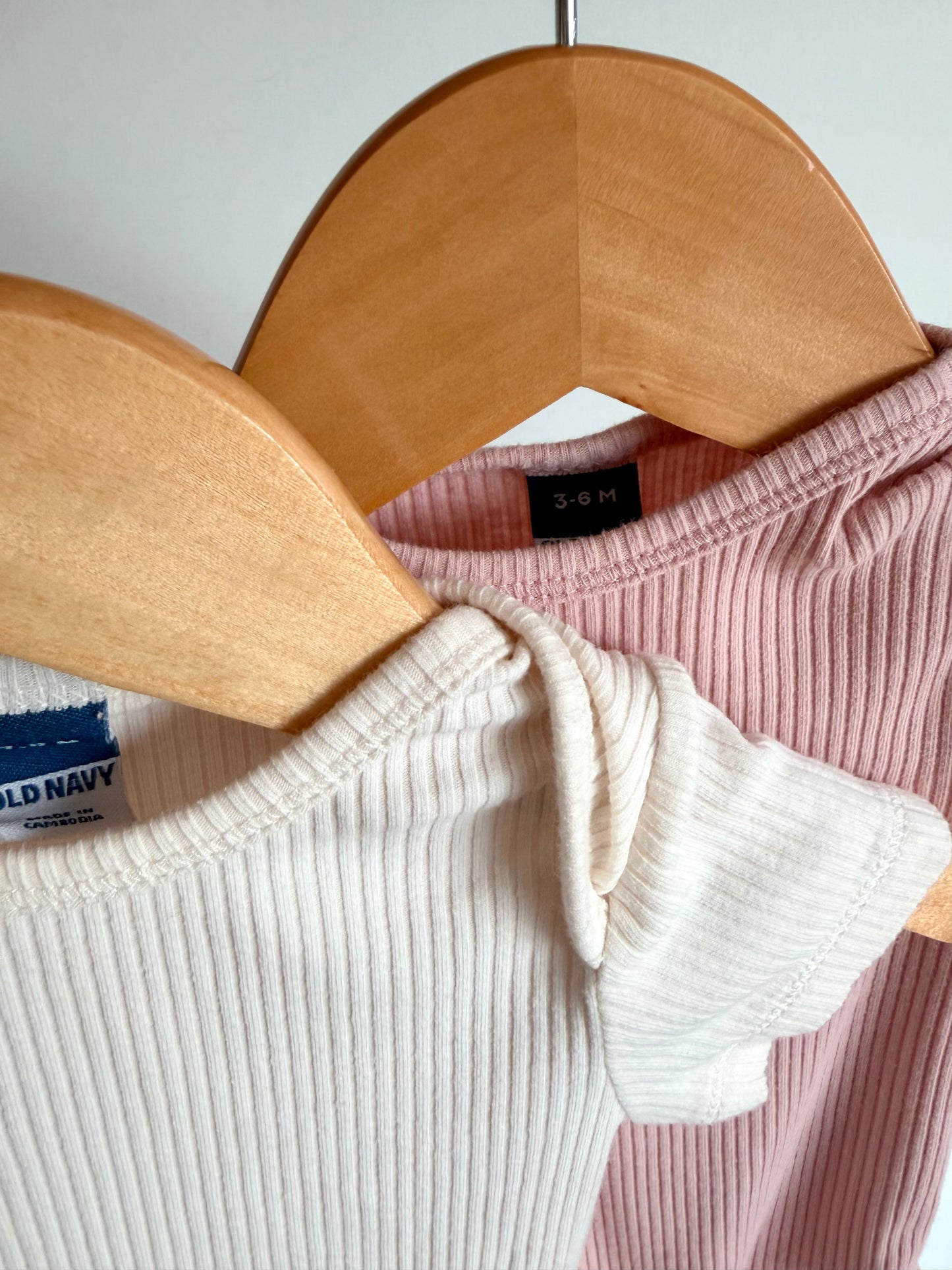 Cream + Pink T-Shirt Bodysuits / 3-6m
