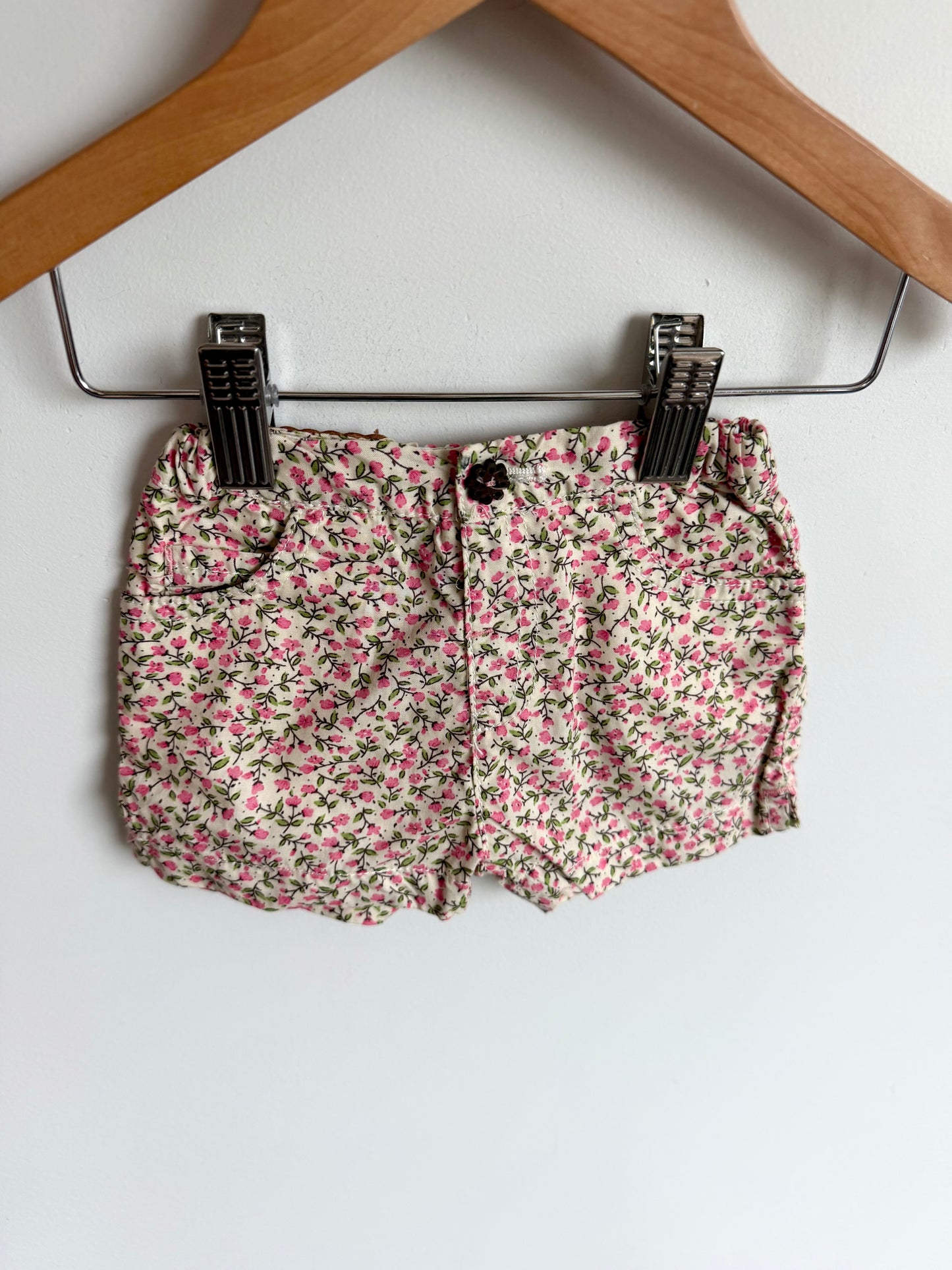 Pink Flower Shorts / 6m