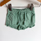 Green Ruffle Trim Shorts / 3-6m
