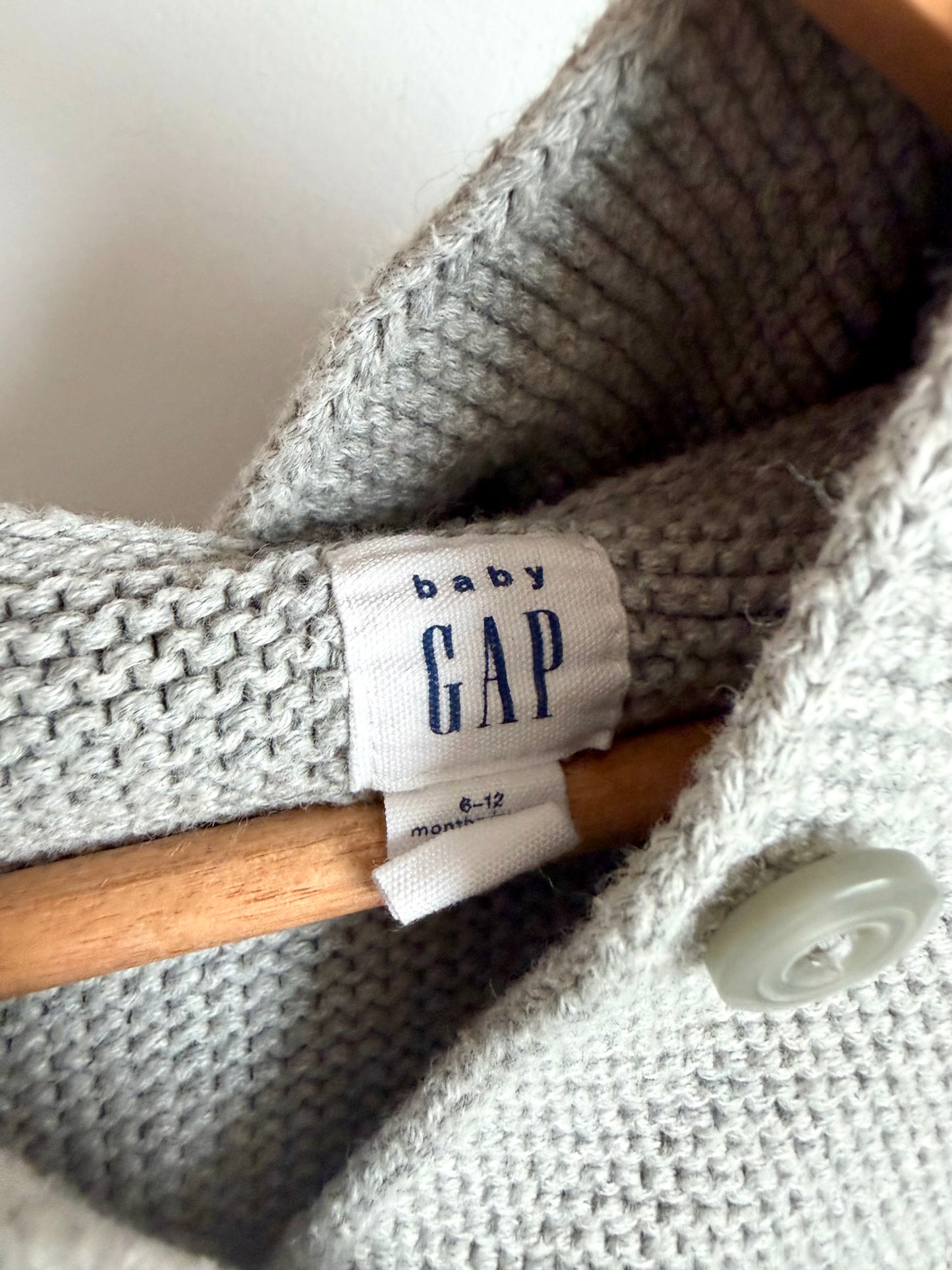 Gap Ear Hood Grey Sweater (PLAY) / 6-12m
