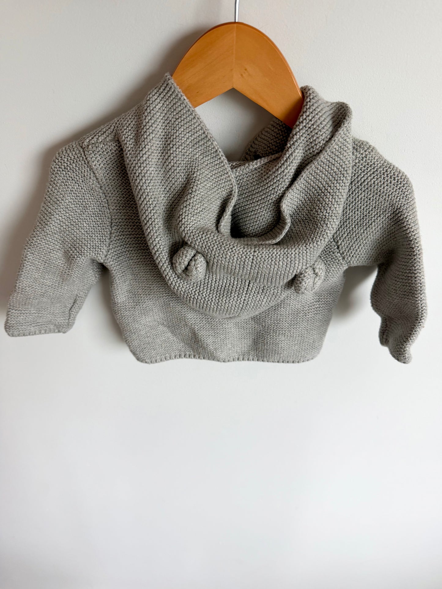 Gap Ear Hood Grey Sweater (PLAY) / 6-12m