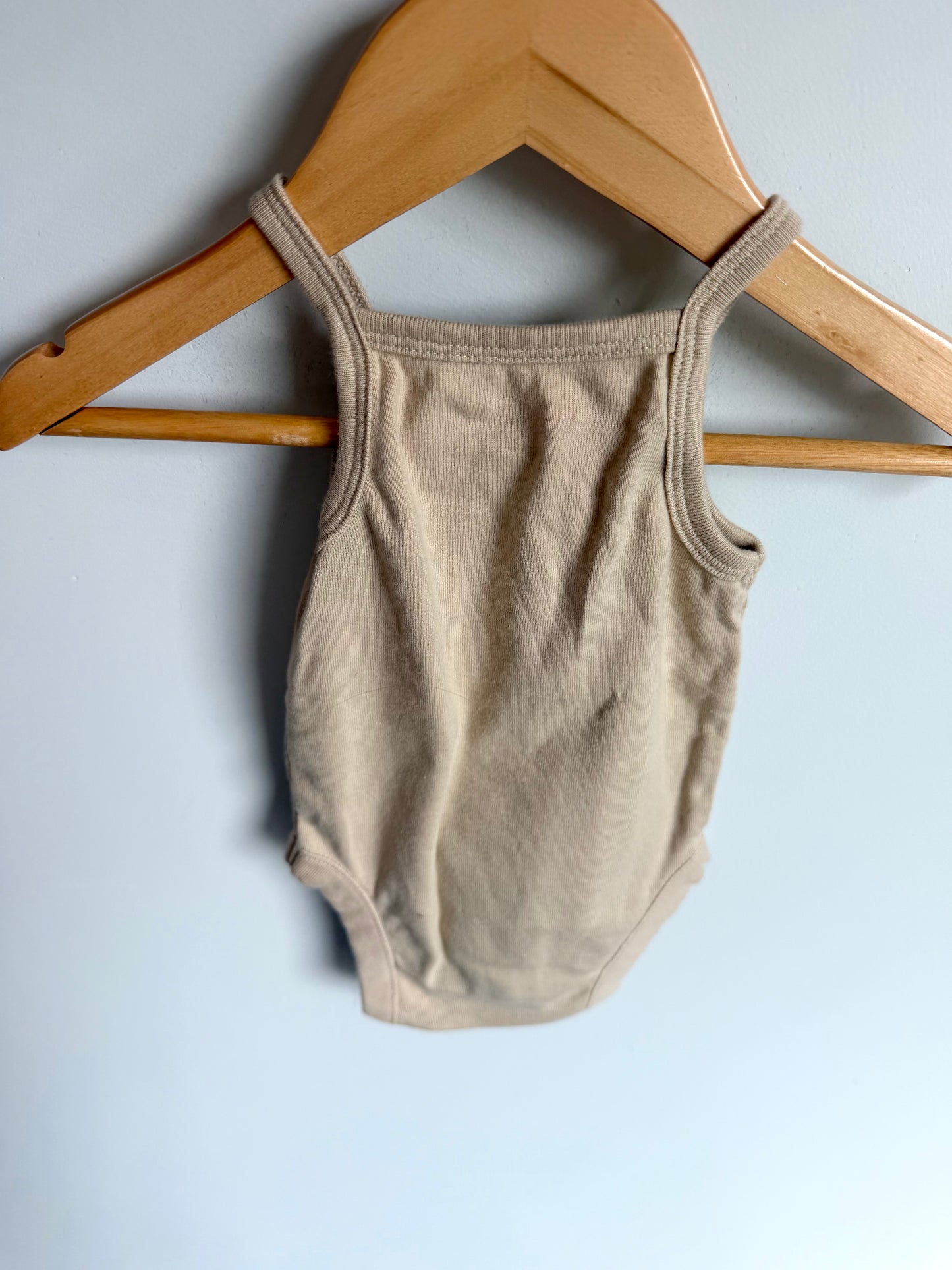 Tan Tank Bodysuit / 3-6m